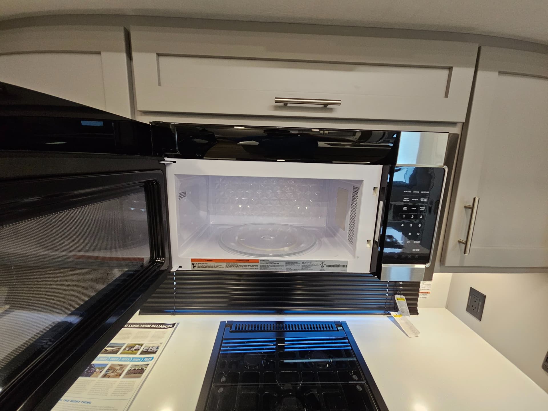 2026 Alliance RV 2026 Alliance RV Avenue - thumbnail 17