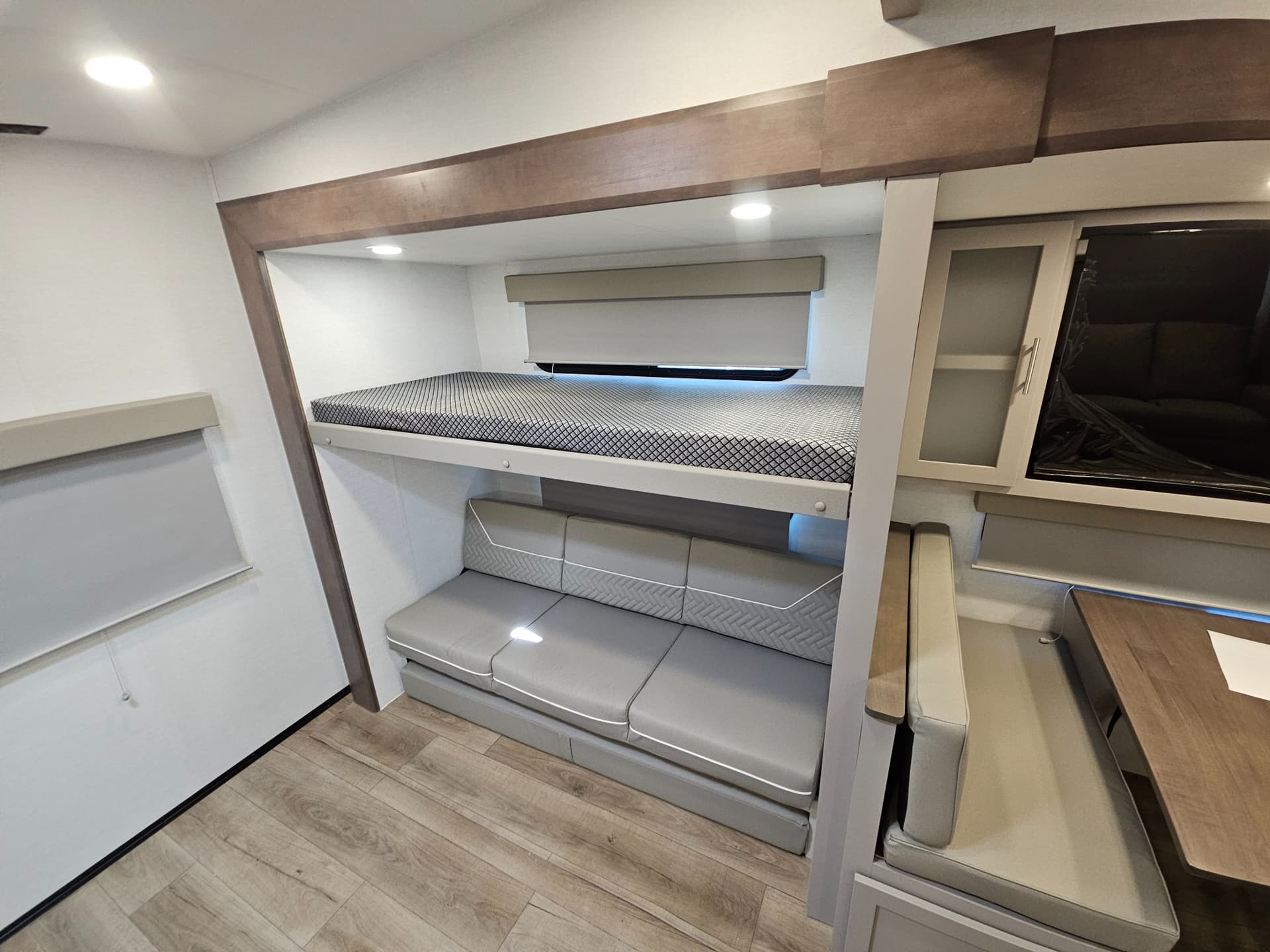 2026 Alliance RV 2026 Alliance RV Avenue - thumbnail 19