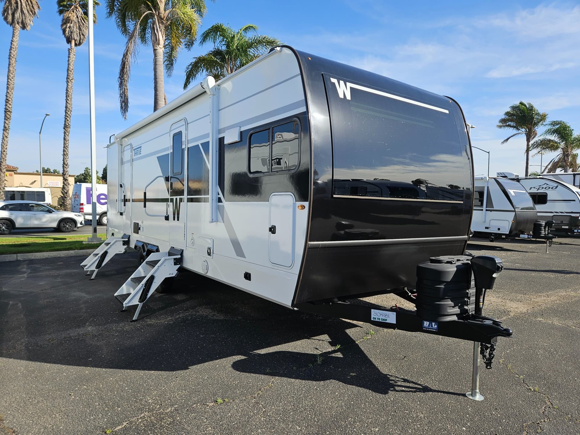 2026 Winnebago Thrive 26FKD