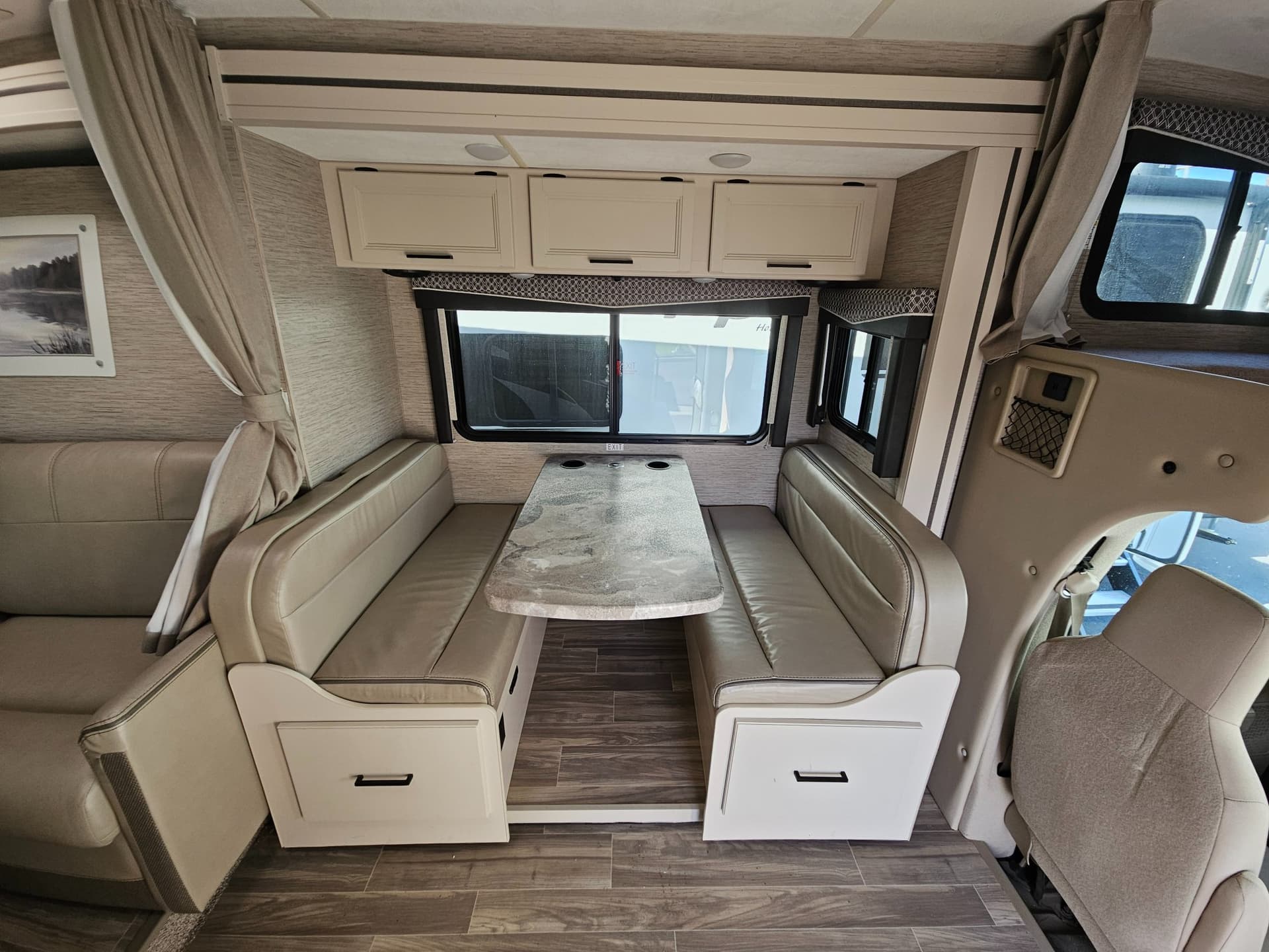 2021 Thor Motor Coach 2021 Thor Motor Coach Four Winds - thumbnail 6