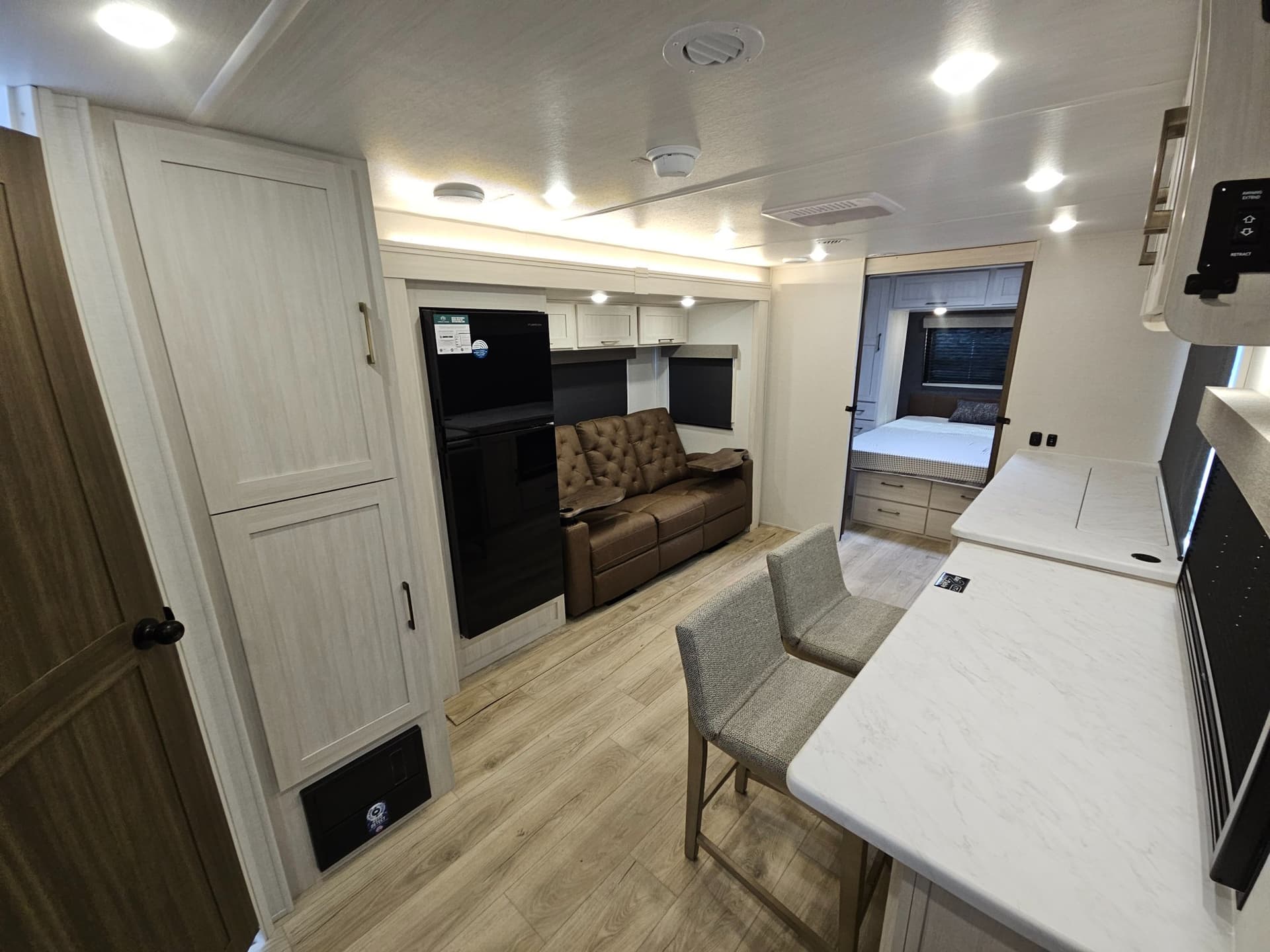 2026 Forest River 2026 Forest River Surveyor Legend - thumbnail 6