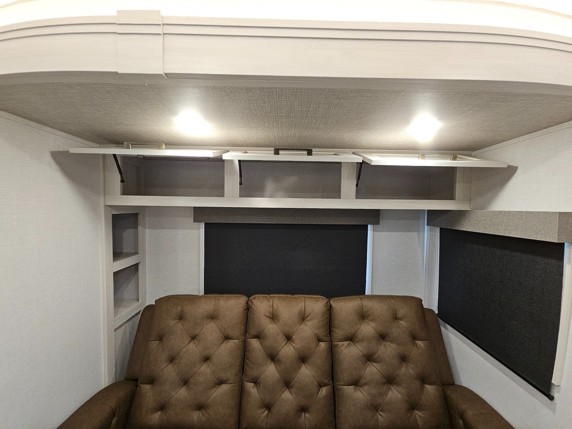 2026 Forest River 2026 Forest River Surveyor Legend - thumbnail 10