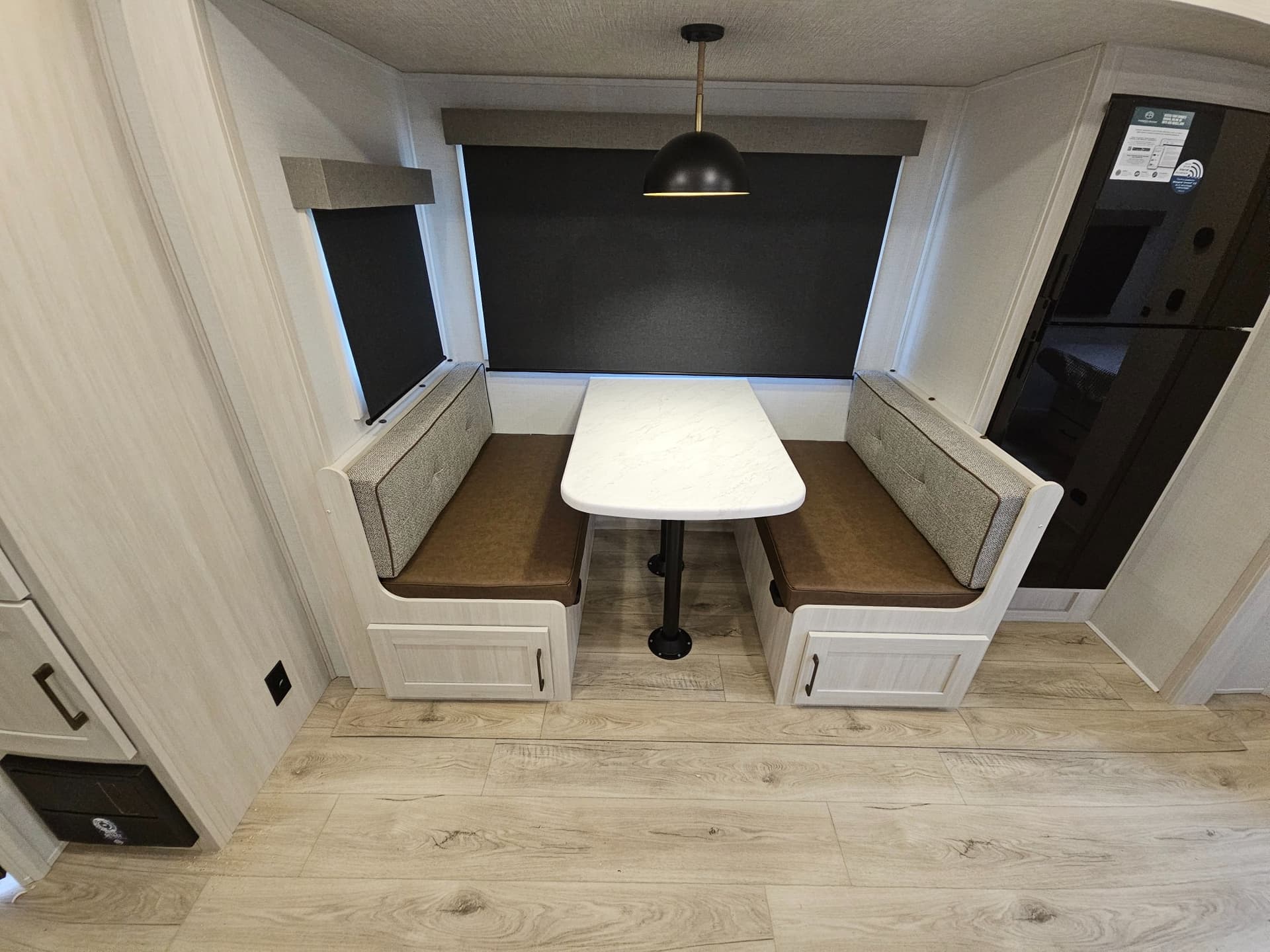 2026 FOREST RIVER 2026 FOREST RIVER SURVEYOR - thumbnail 9