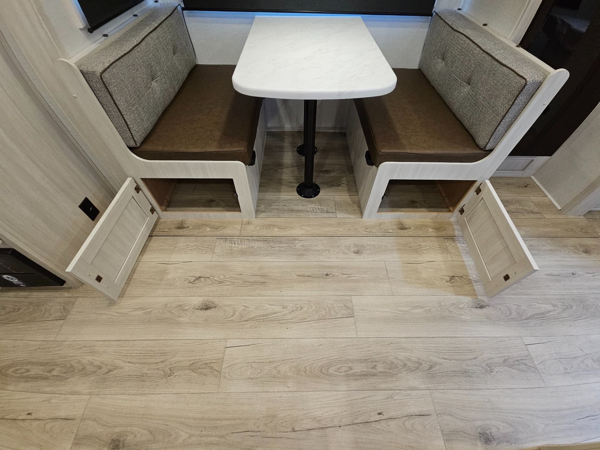 2026 FOREST RIVER 2026 FOREST RIVER SURVEYOR - thumbnail 10