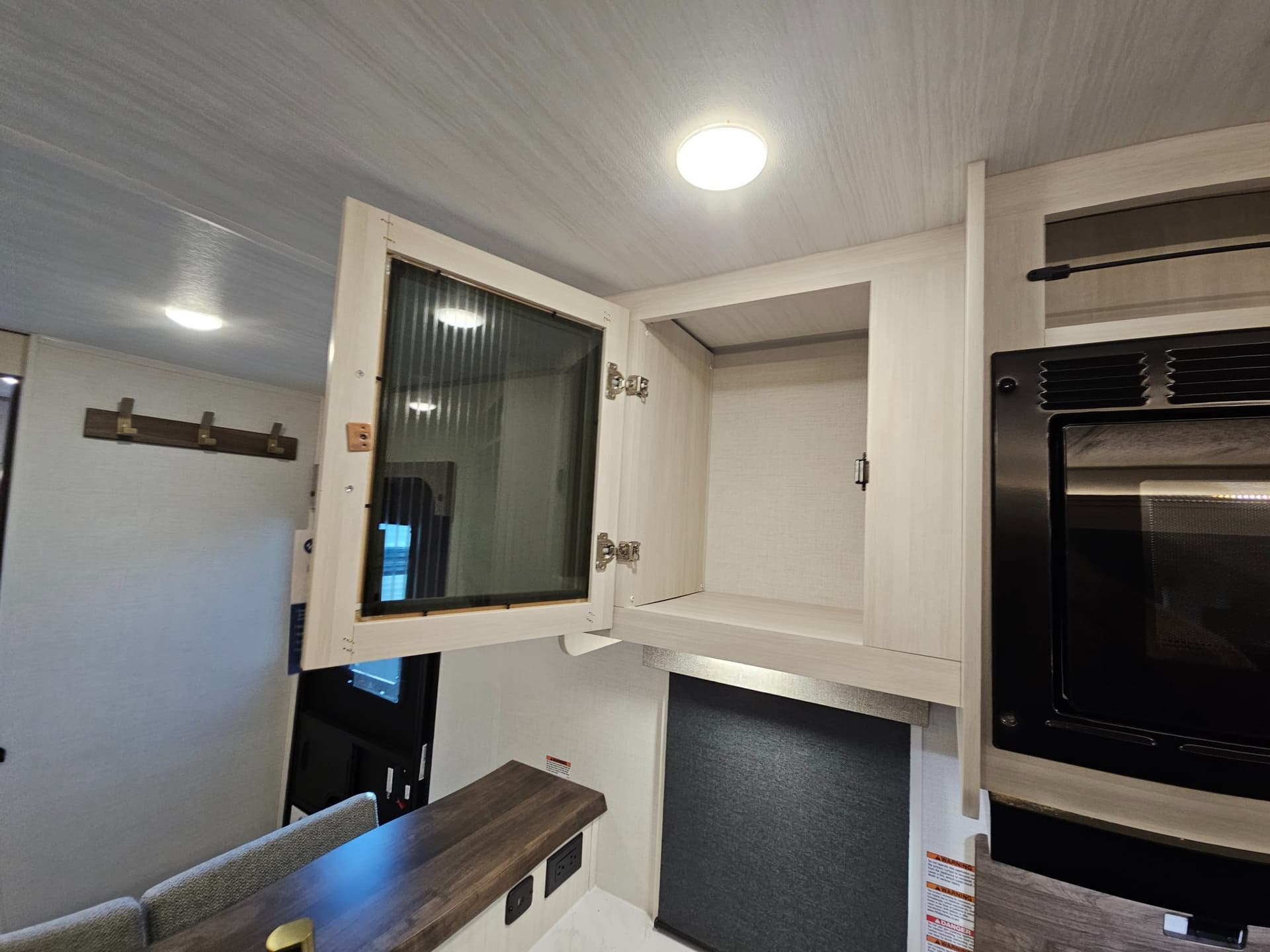 2026 FOREST RIVER 2026 FOREST RIVER SURVEYOR - thumbnail 19