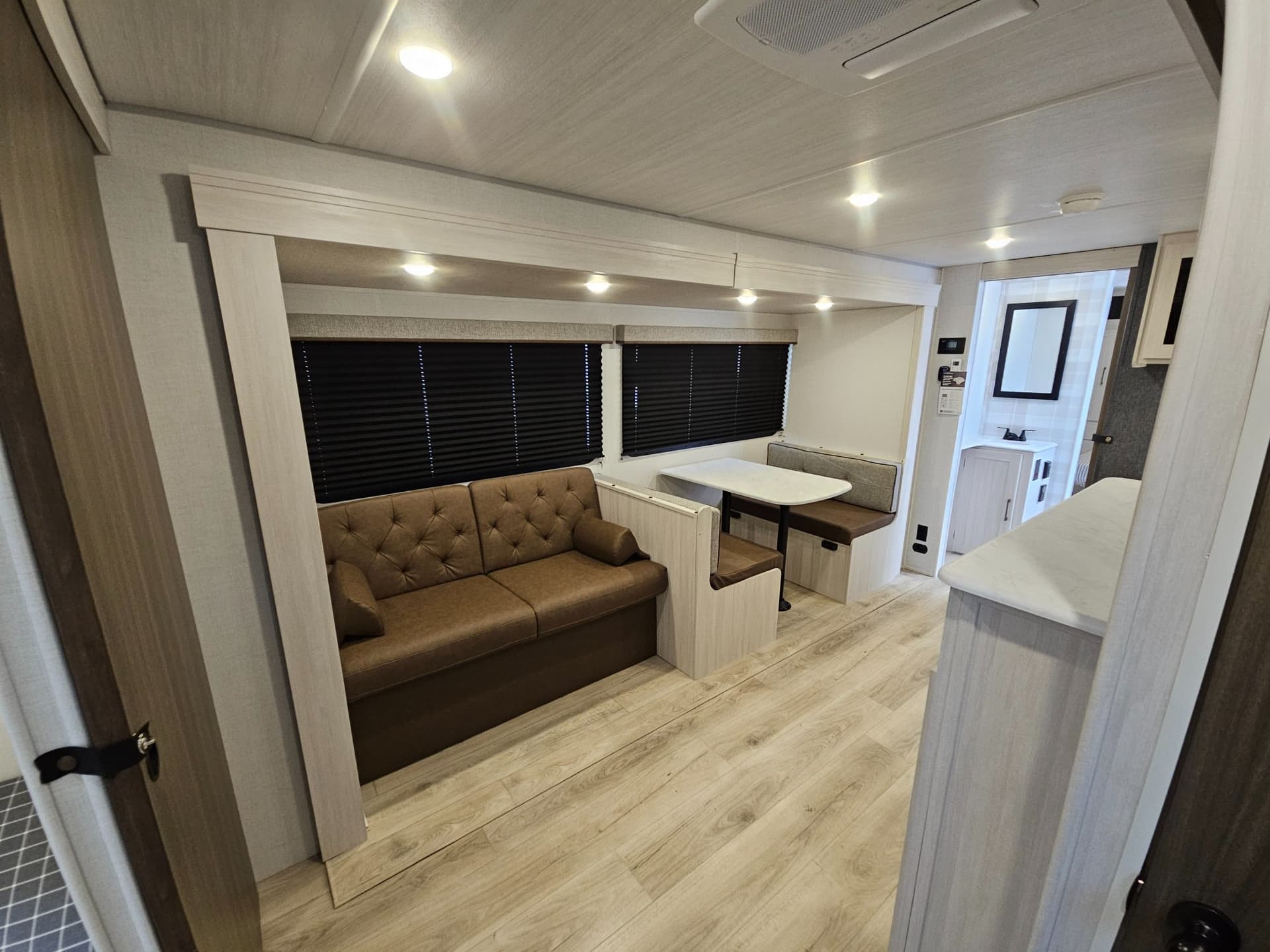 2026 Forest River RV 2026 Forest River RV Surveyor Camp Series - thumbnail 5