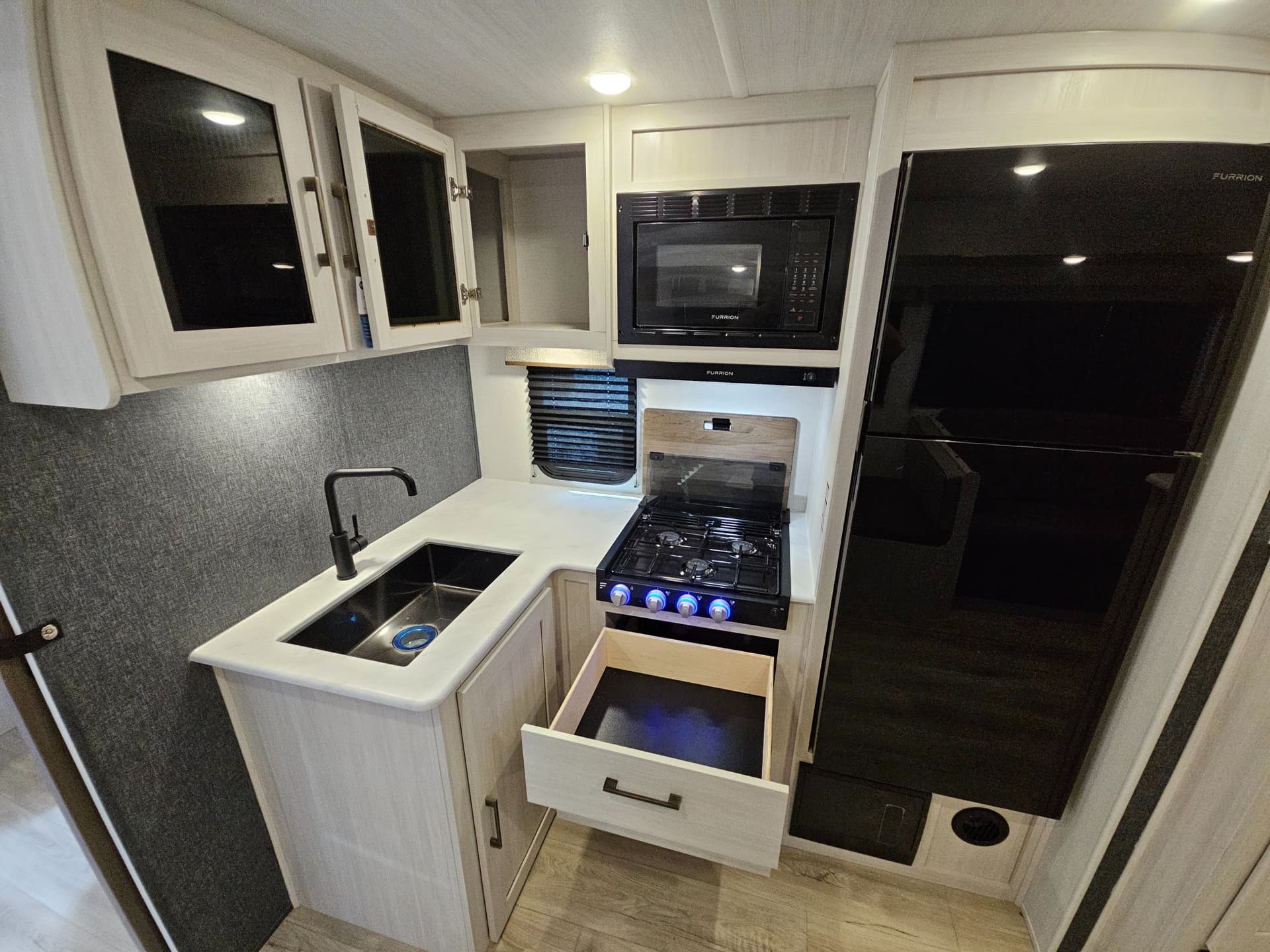 2026 Forest River RV 2026 Forest River RV Surveyor Camp Series - thumbnail 16