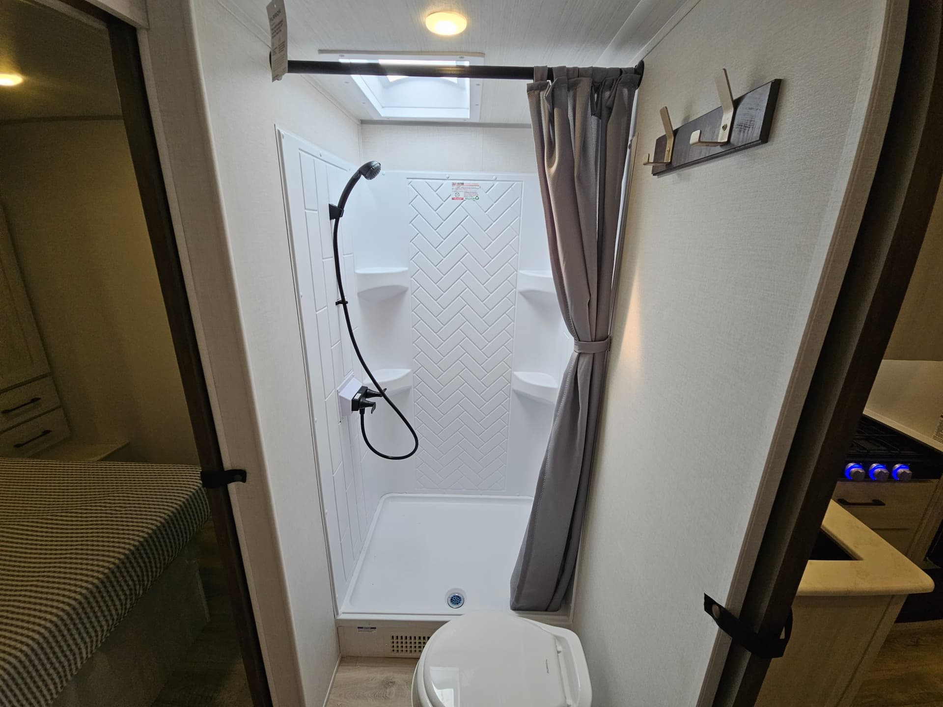 2026 Forest River RV 2026 Forest River RV Surveyor Camp Series - thumbnail 24