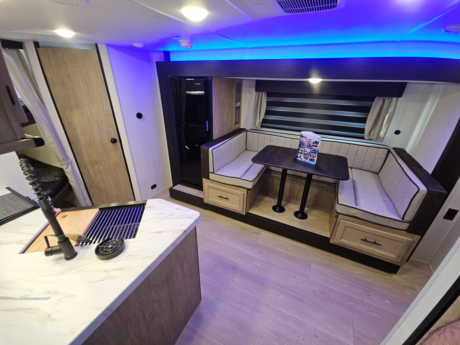 2026 FOREST RIVER 2026 FOREST RIVER CHEROKEE - thumbnail 5