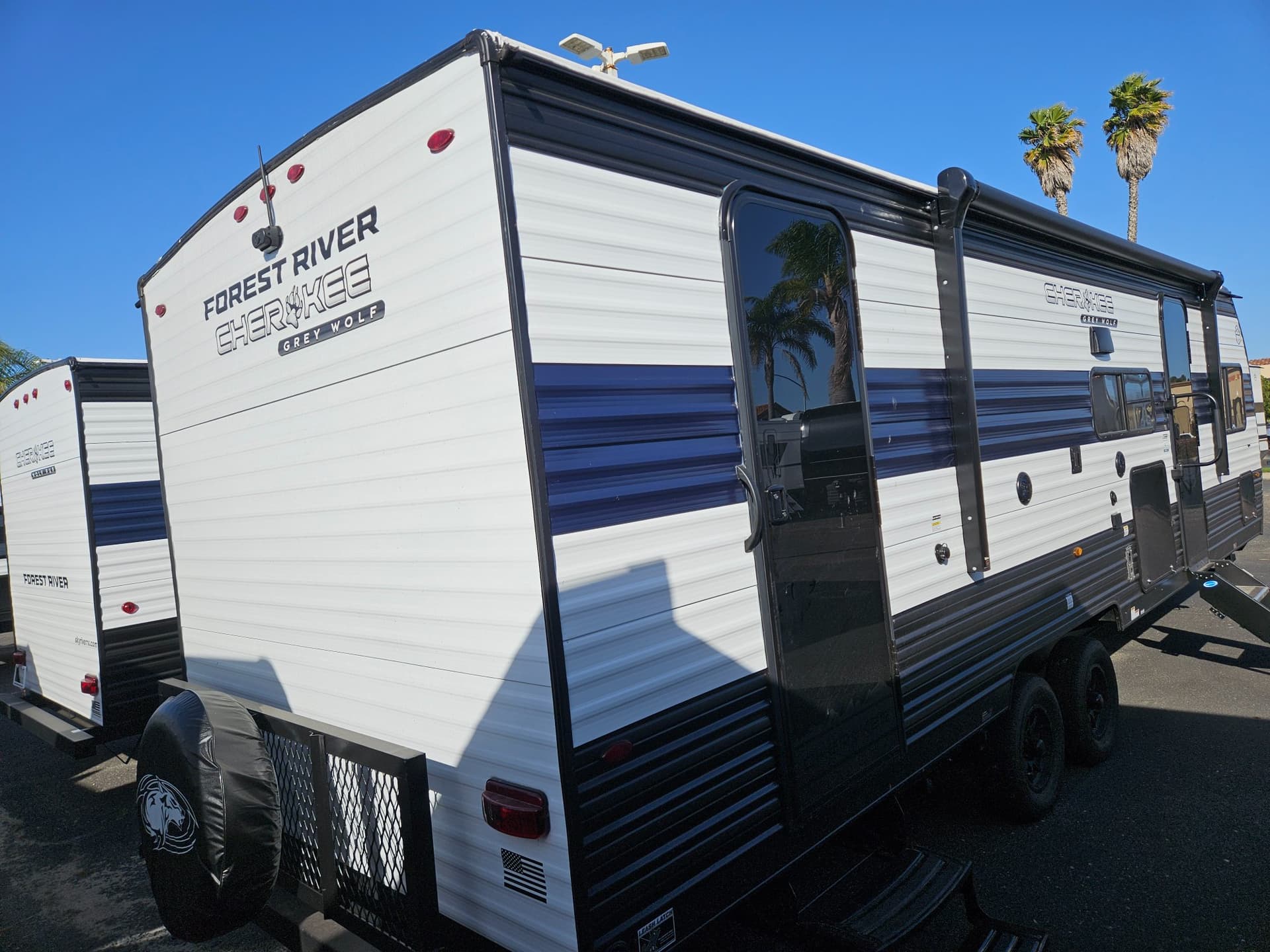 2026 FOREST RIVER 2026 FOREST RIVER CHEROKEE - thumbnail 2