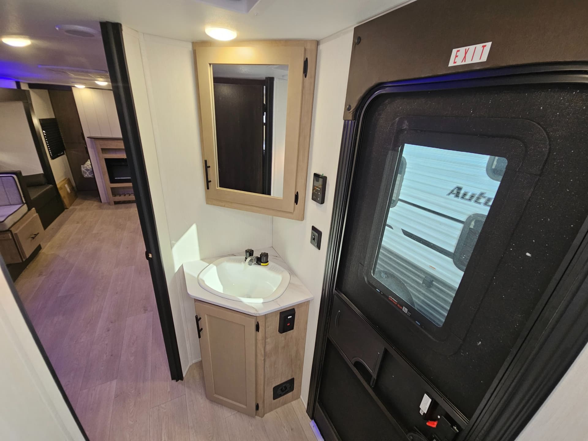 2026 FOREST RIVER 2026 FOREST RIVER CHEROKEE - thumbnail 25