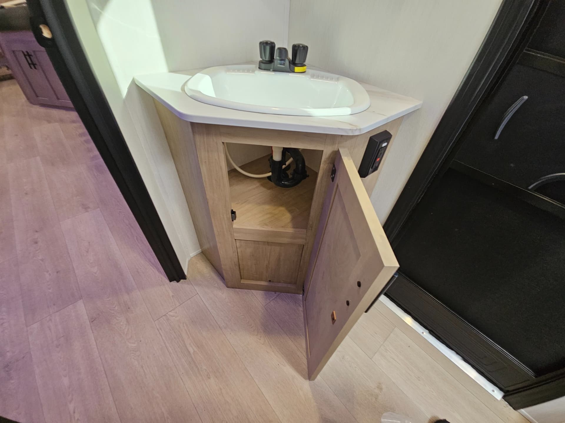 2026 FOREST RIVER 2026 FOREST RIVER CHEROKEE - thumbnail 28