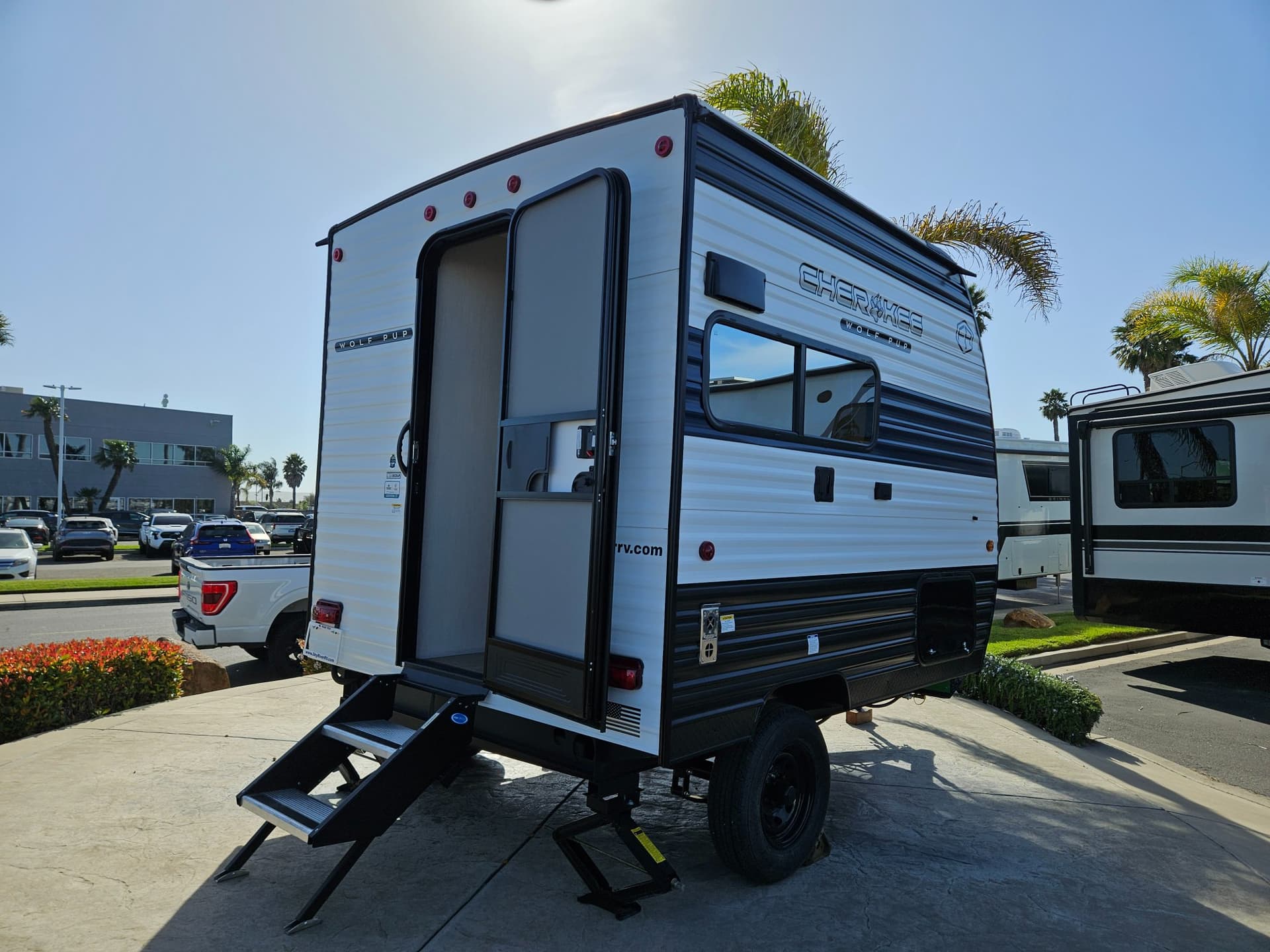 2026 FOREST RIVER 2026 FOREST RIVER CHEROKEE - thumbnail 2