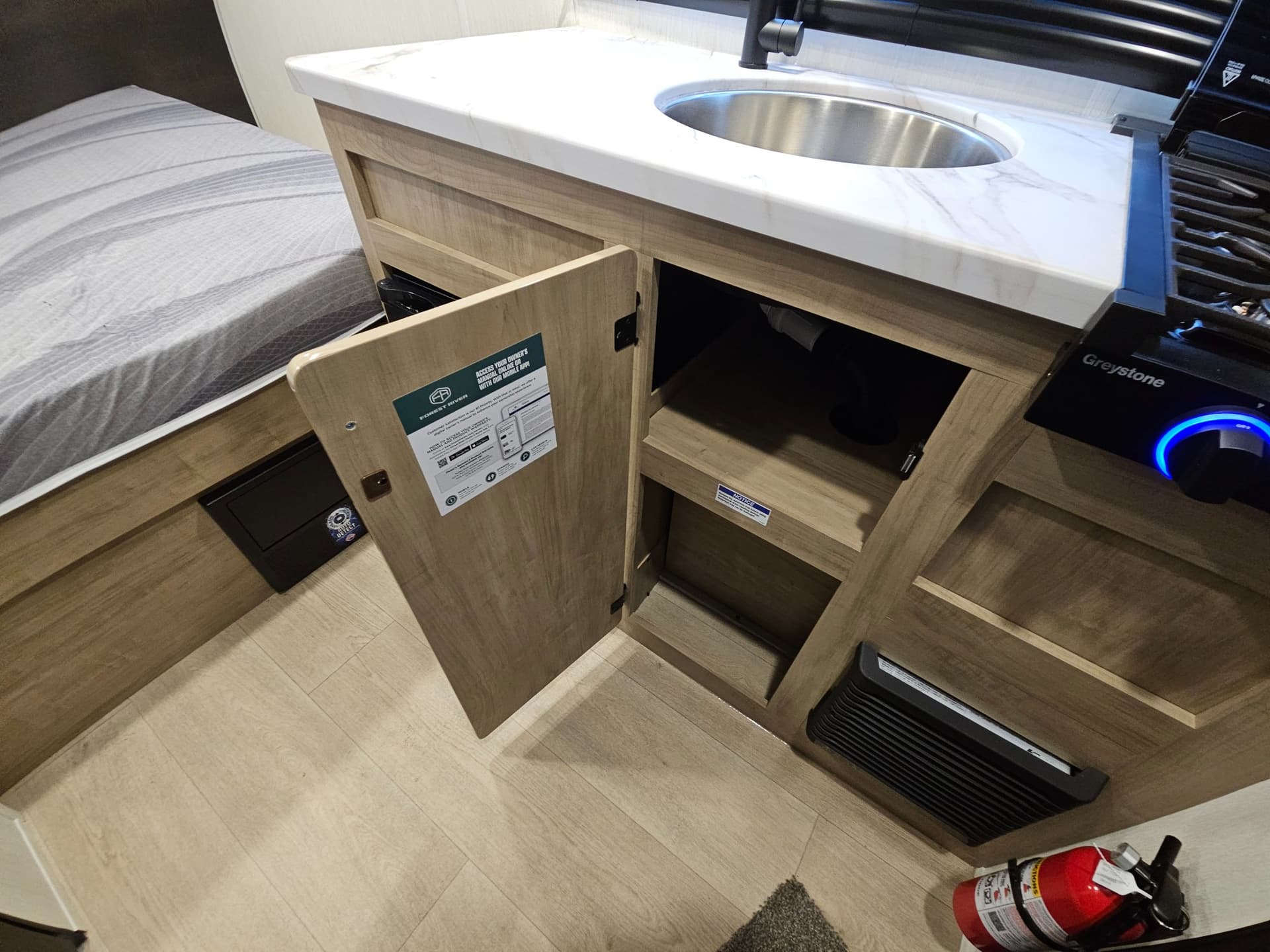 2026 FOREST RIVER 2026 FOREST RIVER CHEROKEE - thumbnail 9