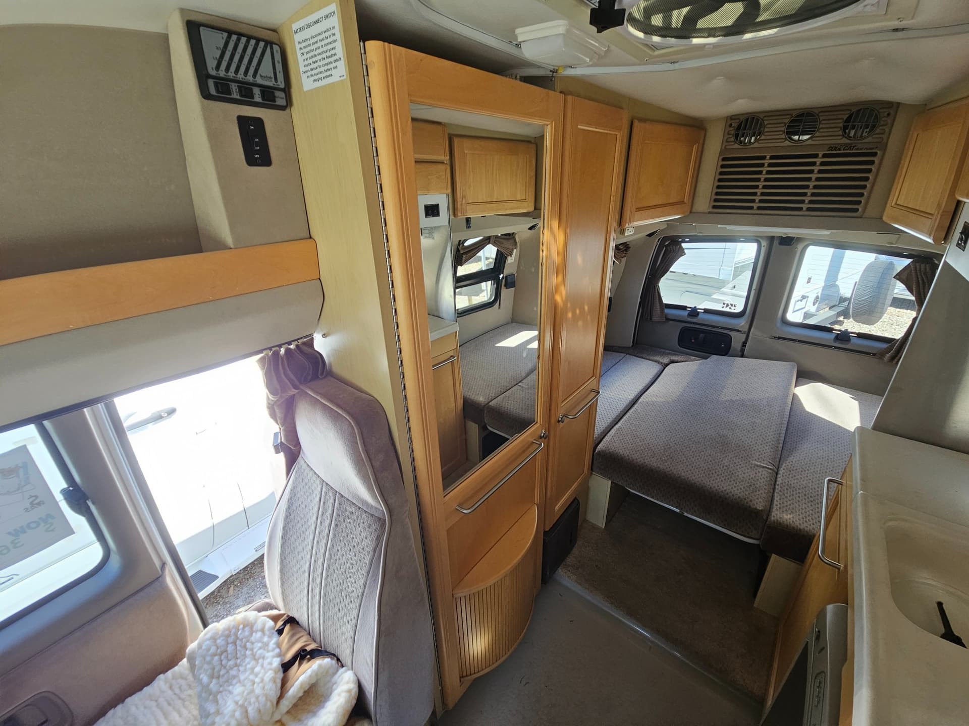 2006 Roadtrek 2006 Roadtrek 190 Versatile - thumbnail 10