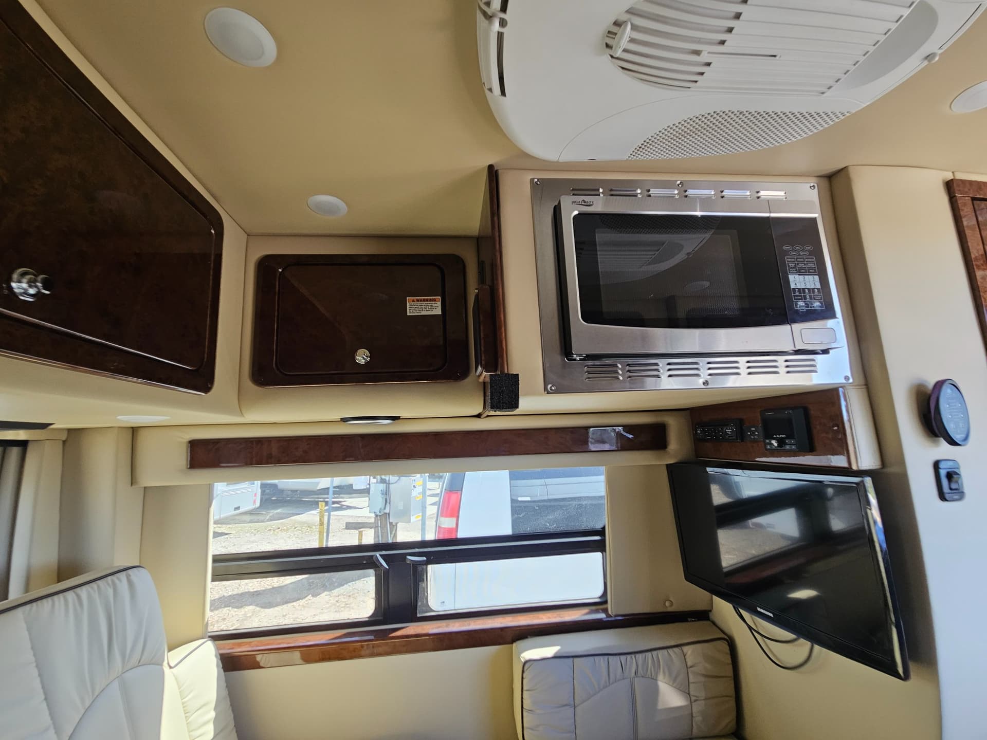 2020 Midwest Automotive Designs 2020 Midwest Automotive Designs Passage - thumbnail 18