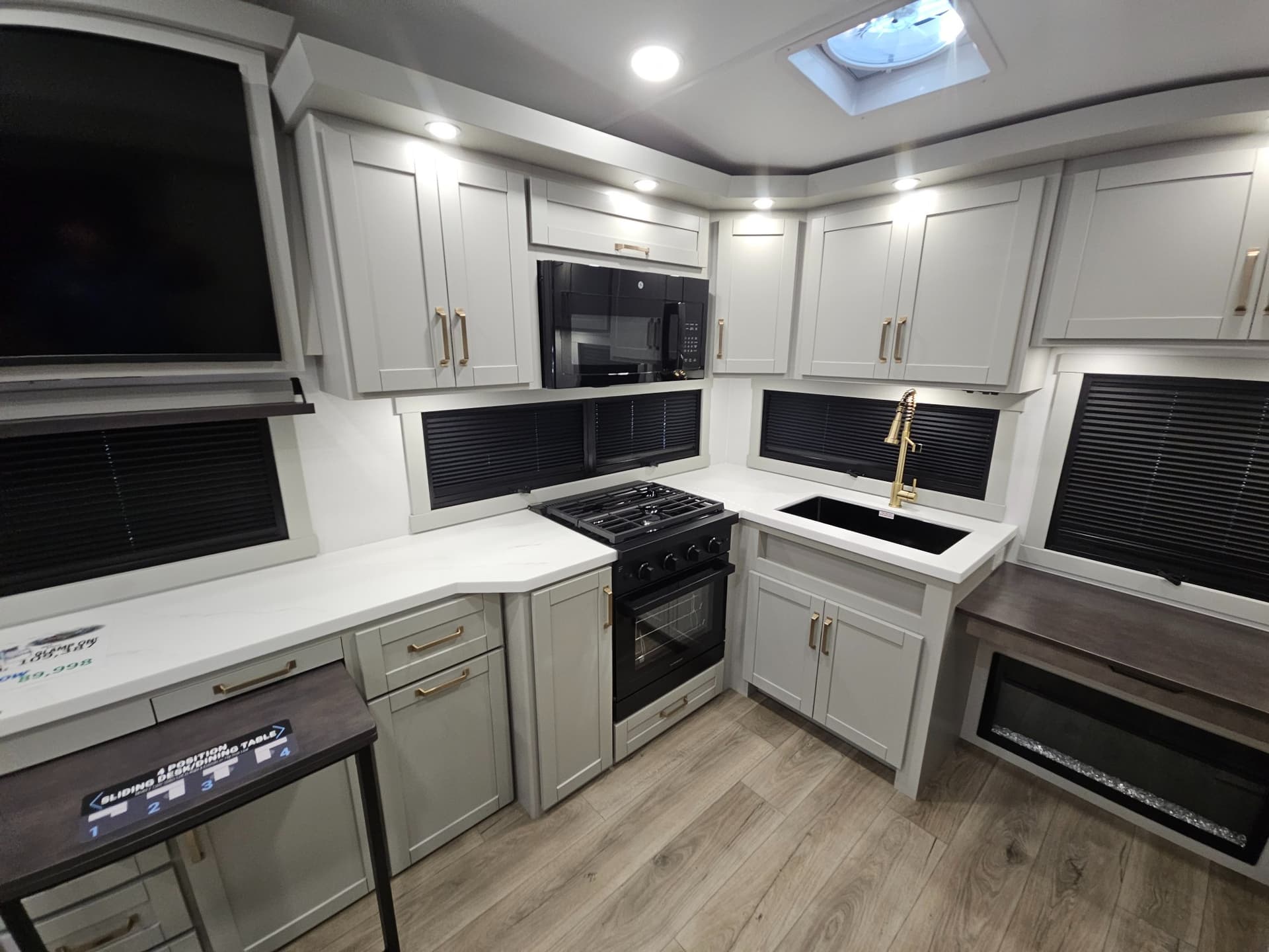 2026 Brinkley RV 2026 Brinkley RV Model Z - thumbnail 9