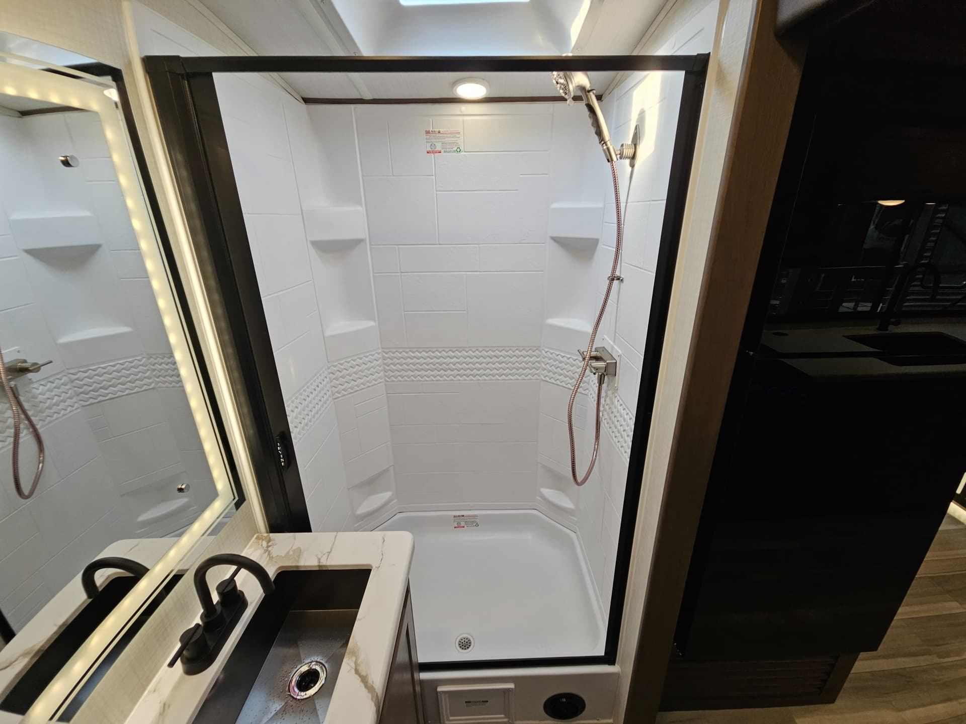 2026 Keystone RV 2026 Keystone RV Cougar Half-Ton - thumbnail 23