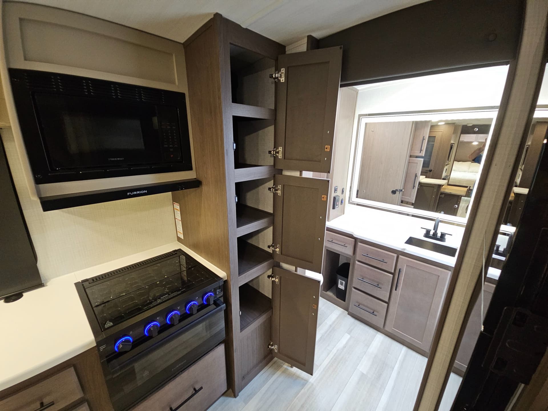 2026 Keystone RV 2026 Keystone RV Cougar - thumbnail 11