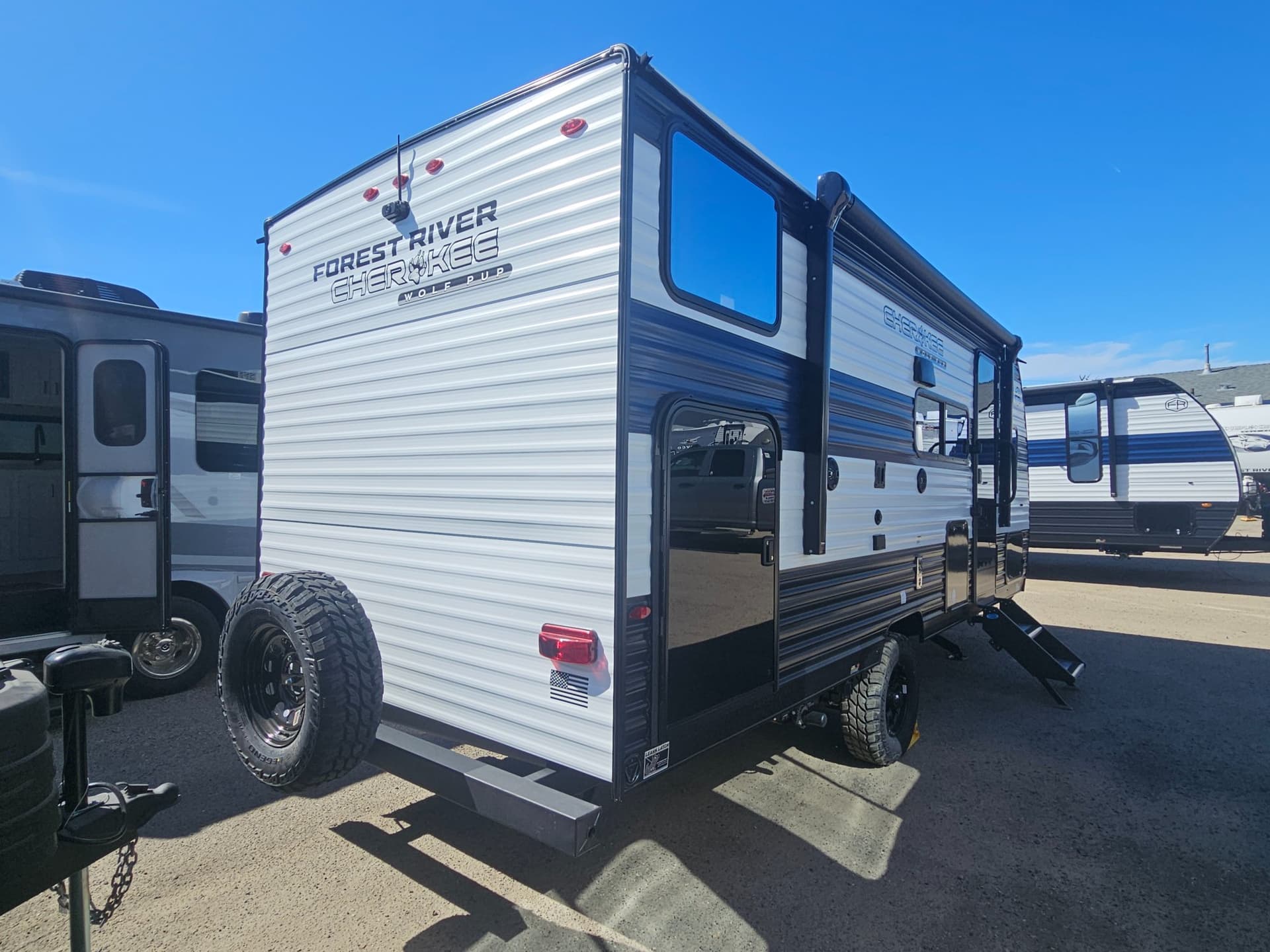 2026 Cherokee 2026 Cherokee Wolf Pup - thumbnail 2