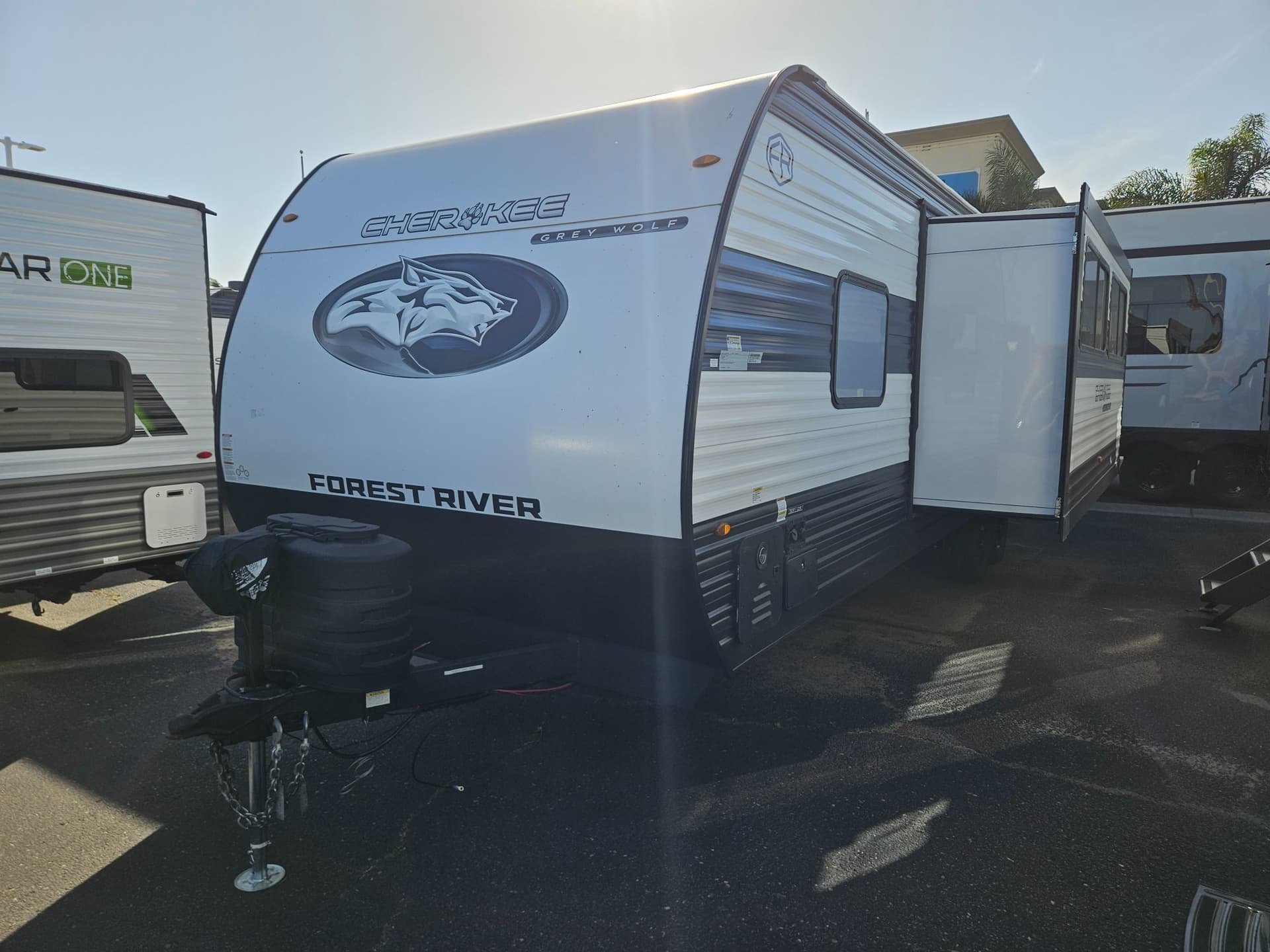 2026 Cherokee 2026 Cherokee Grey Wolf - thumbnail 4