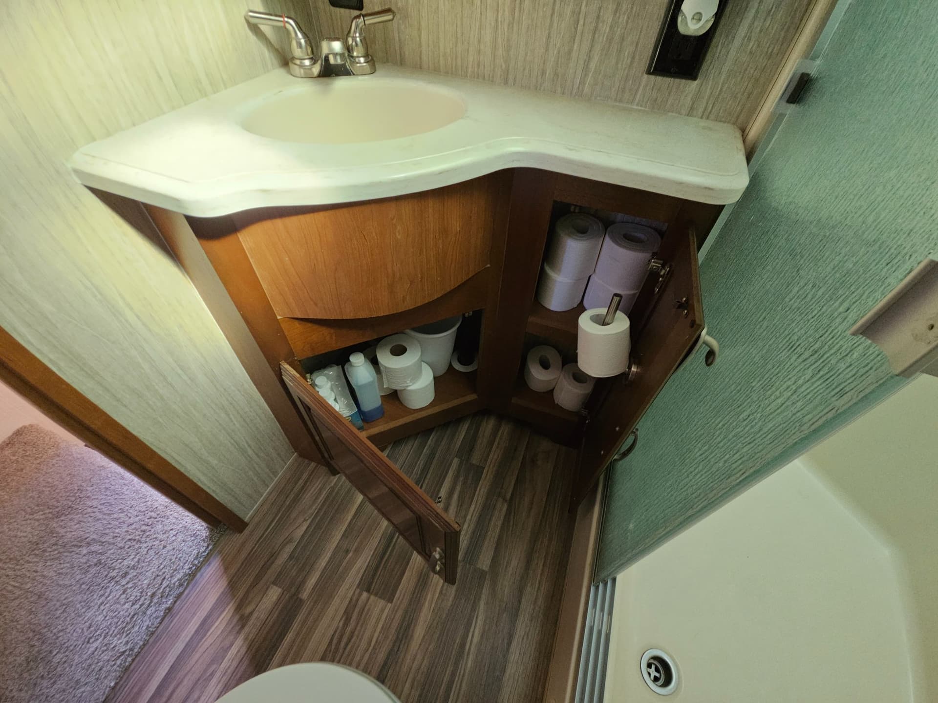 2017 Forest River 2017 Forest River Cardinal - thumbnail 26