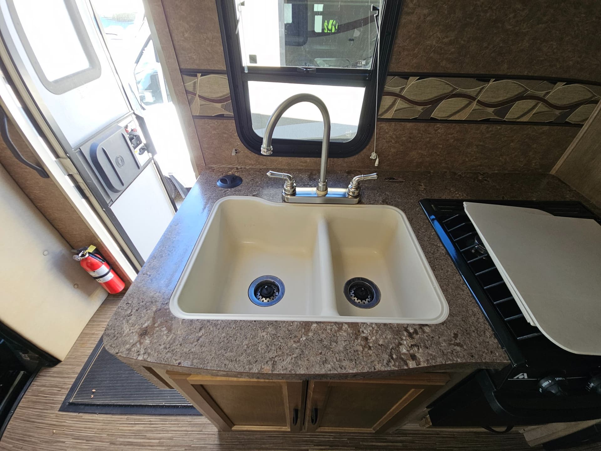 2016 Coachmen 2016 Coachmen Prism - thumbnail 13