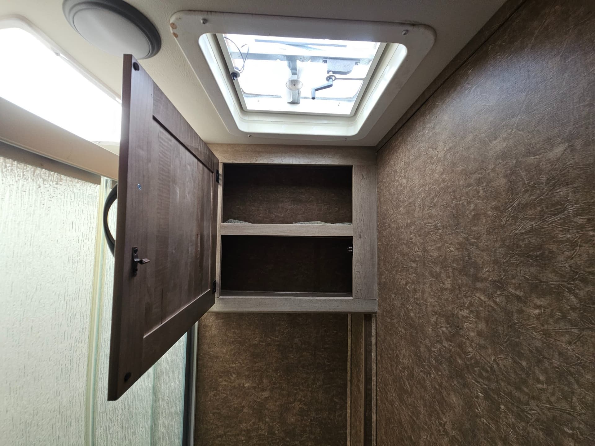 2016 Coachmen 2016 Coachmen Prism - thumbnail 17