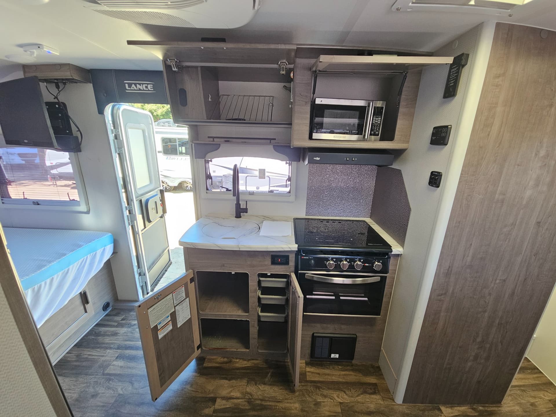 2021 Lance 2021 Lance LANCE - thumbnail 17