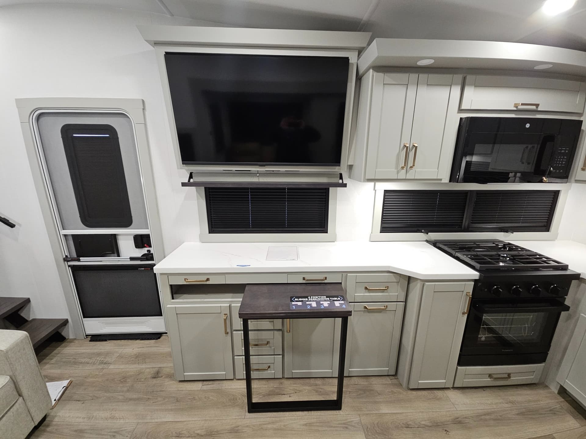 2026 Brinkley RV 2026 Brinkley RV Model Z - thumbnail 8