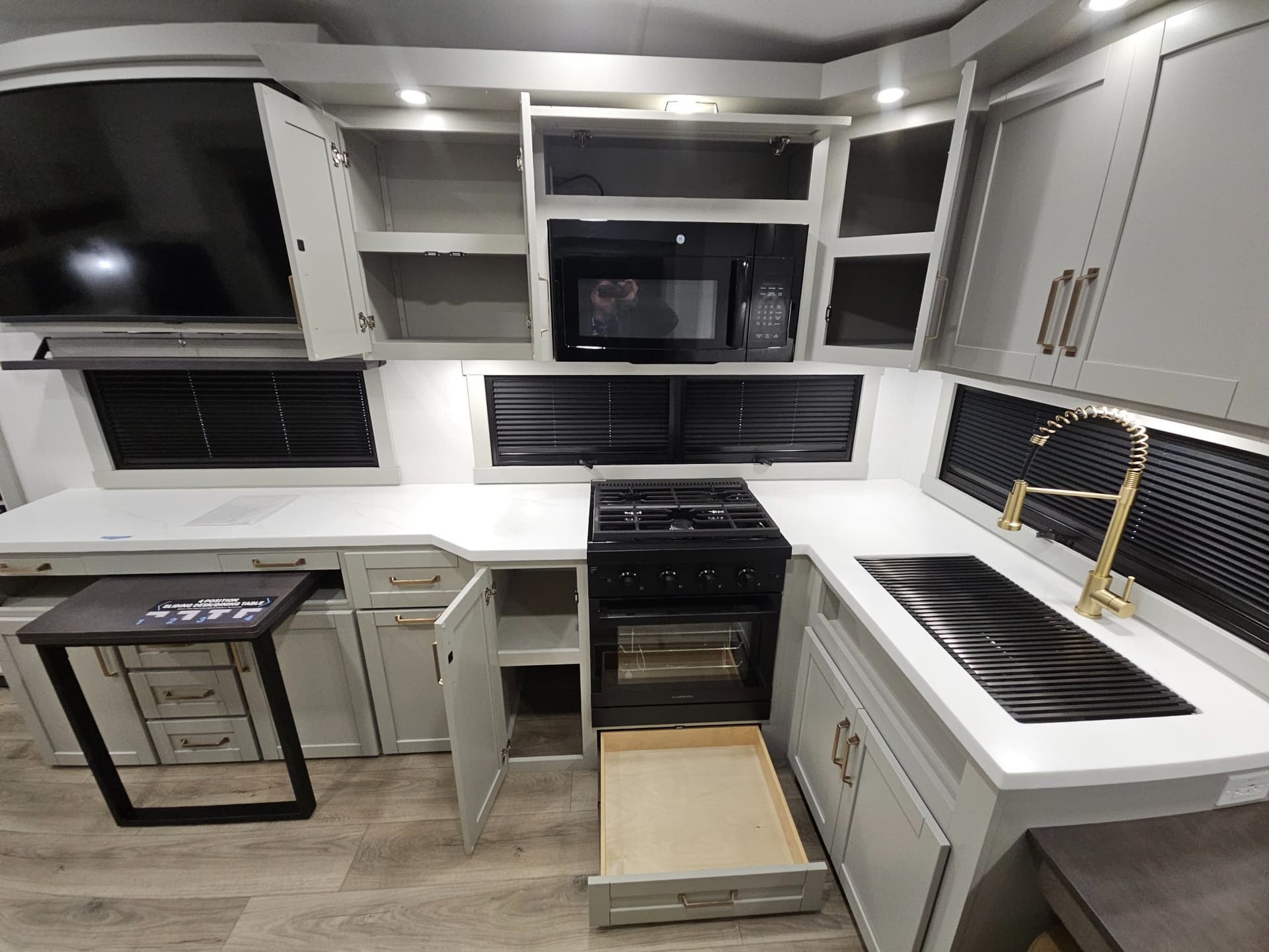 2026 Brinkley RV 2026 Brinkley RV Model Z - thumbnail 12