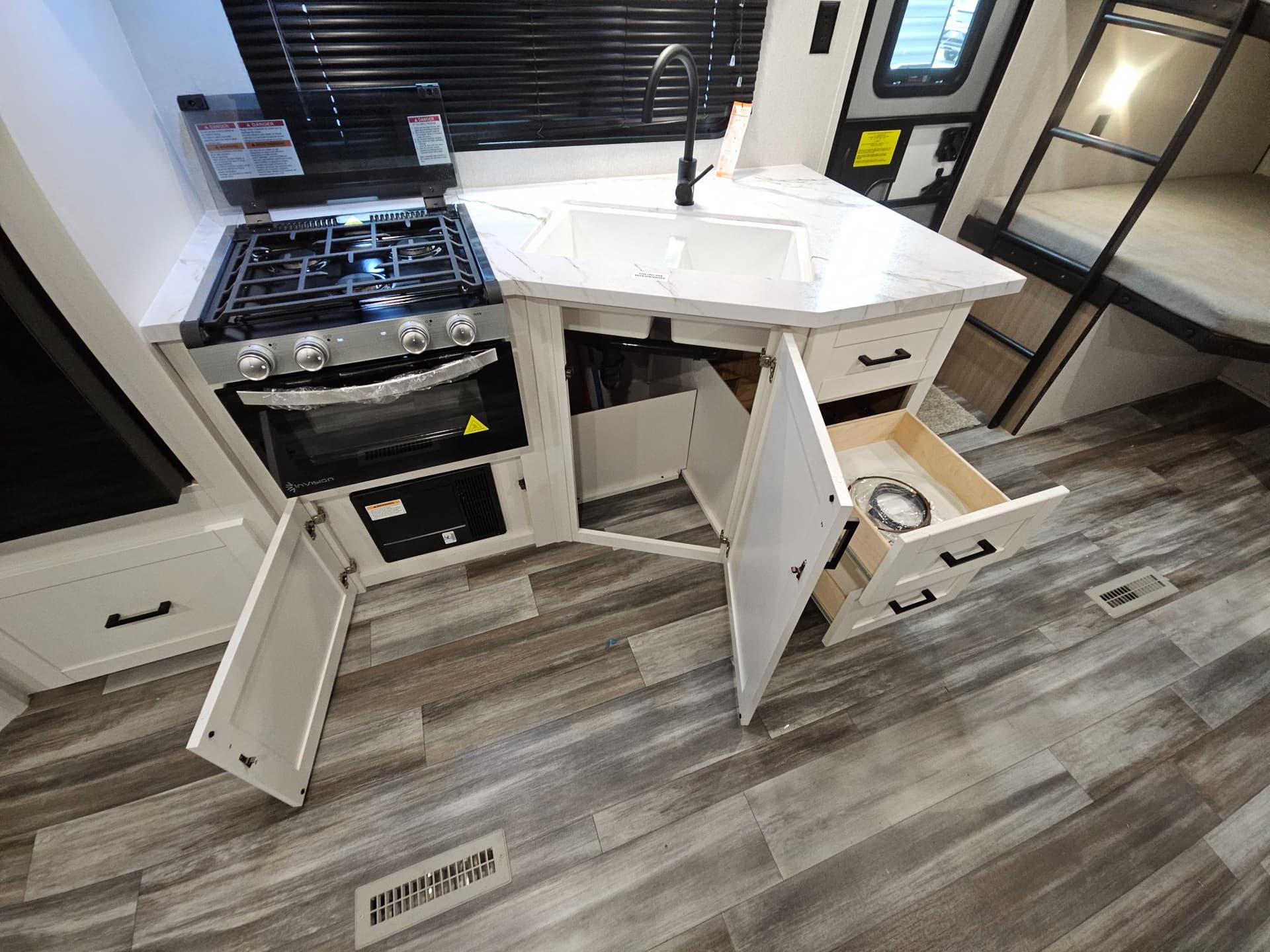 2026 Jayco 2026 Jayco Jay Flight SLX - thumbnail 19