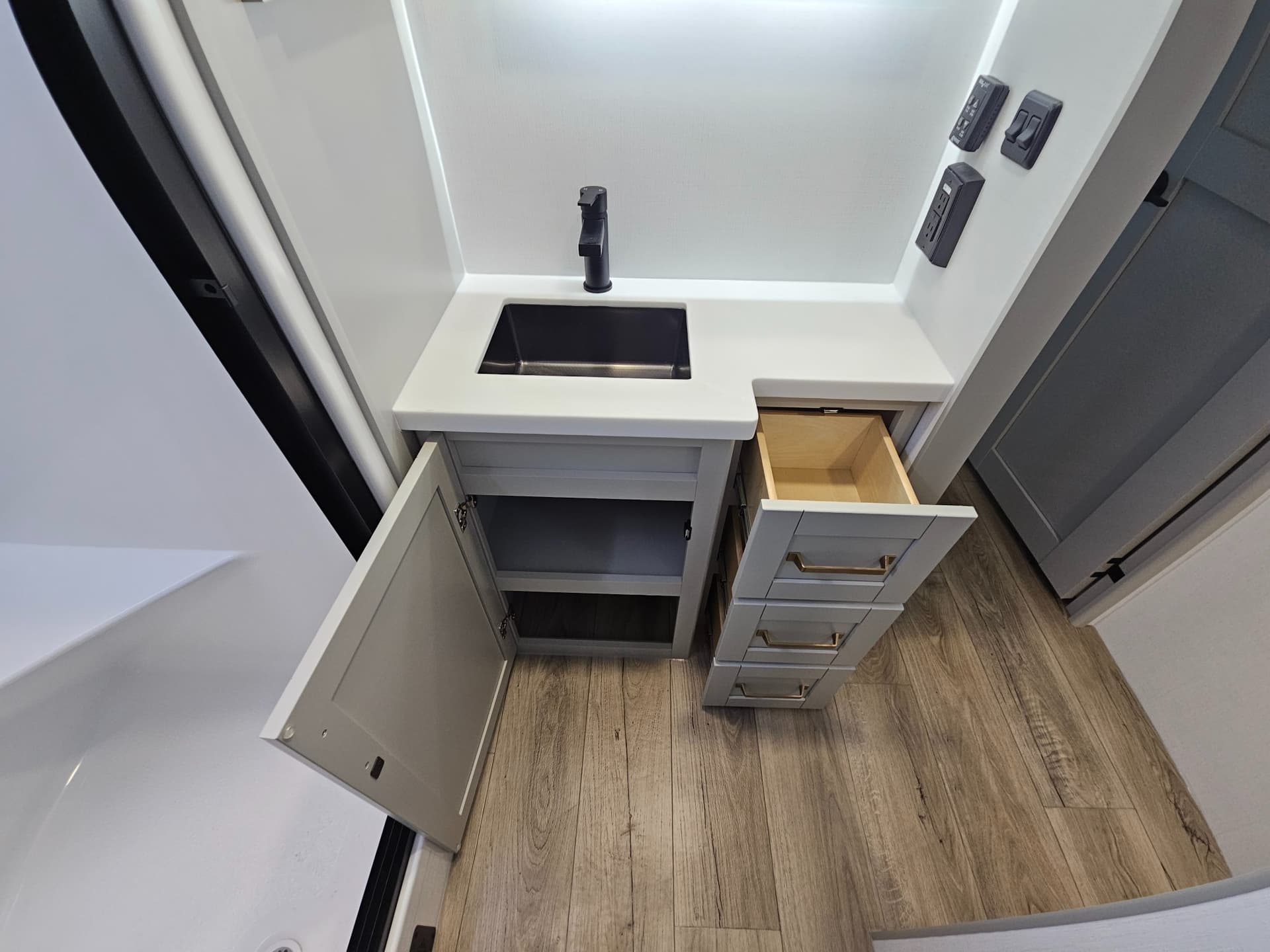 2026 Brinkley RV 2026 Brinkley RV Model Z - thumbnail 30