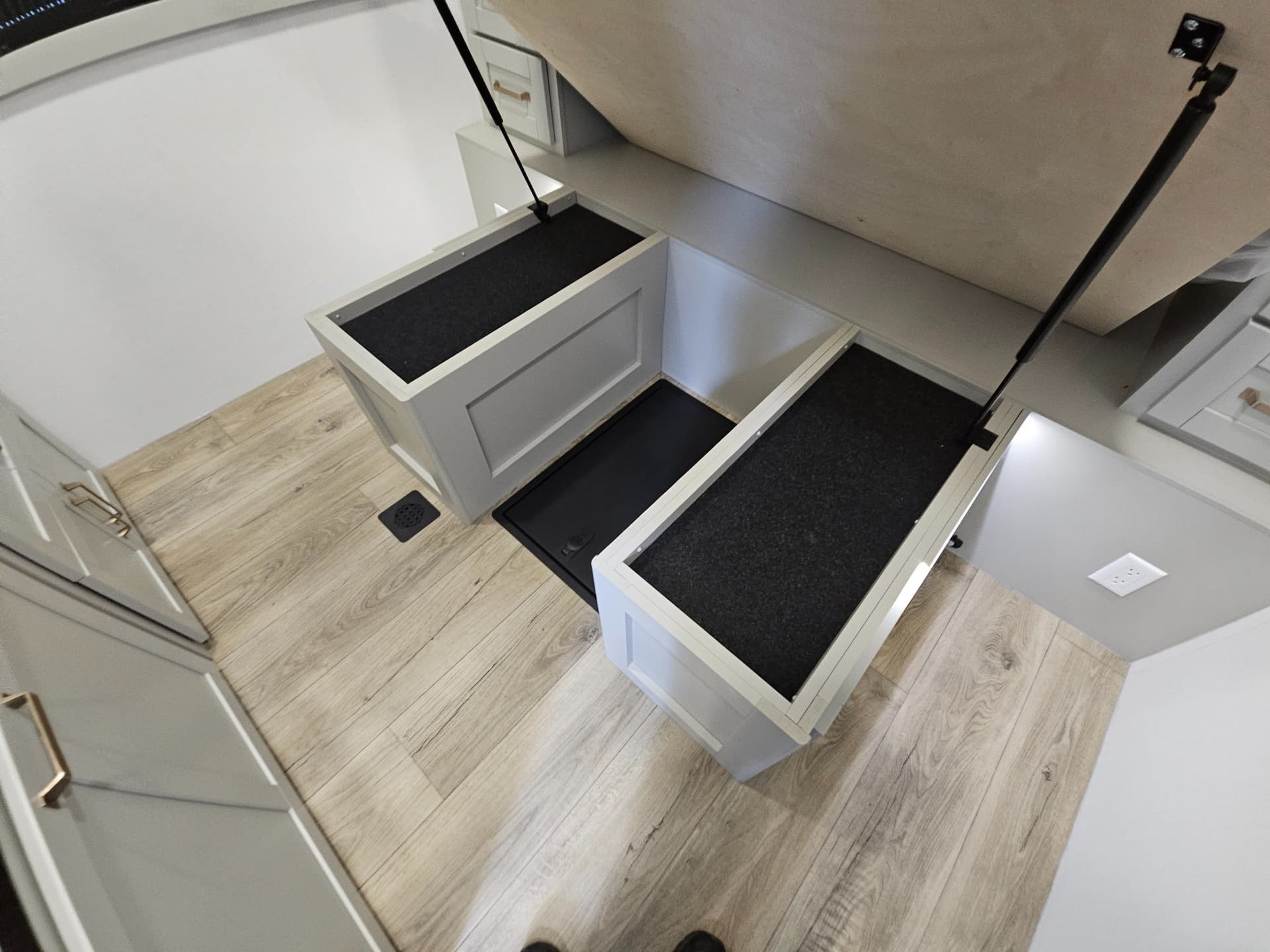 2026 Brinkley RV 2026 Brinkley RV Model Z - thumbnail 32