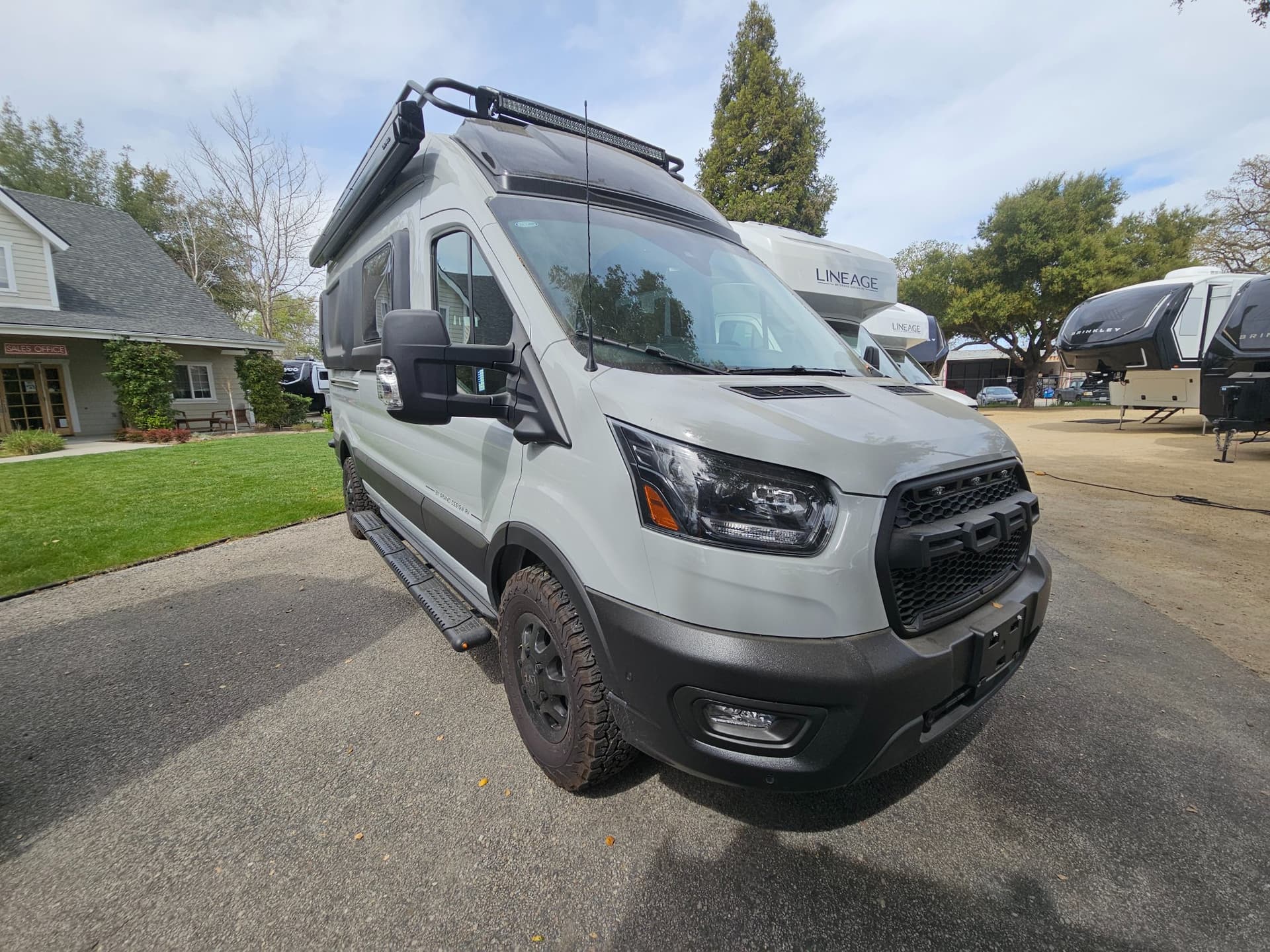 2026 Grand Design Lineage Series Vt LVT1