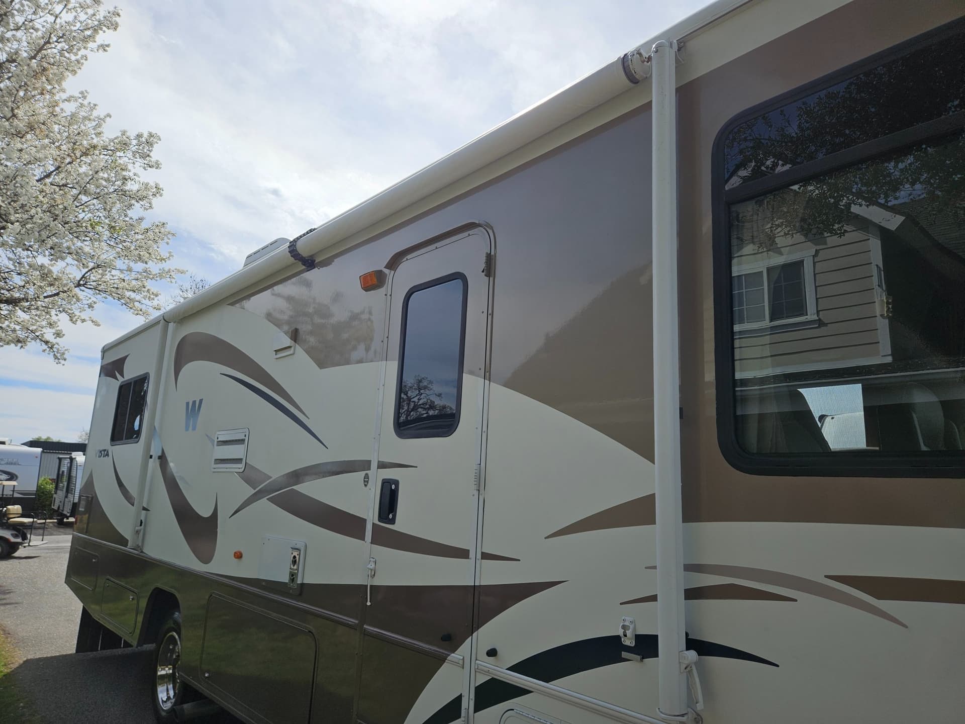 2009 Winnebago 2009 Winnebago Vista - thumbnail 36