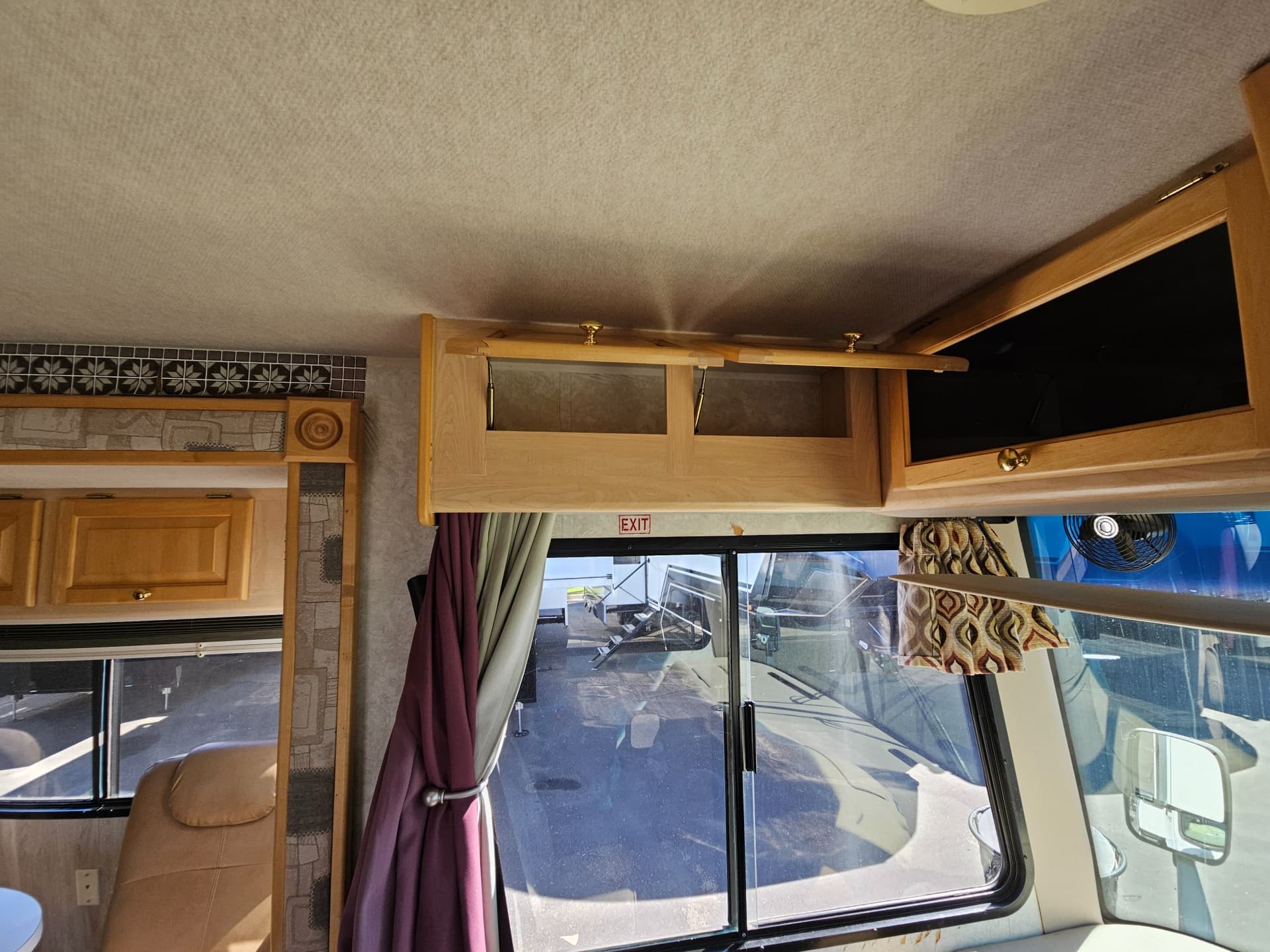 2004 Tiffin 2004 Tiffin Allegro - thumbnail 28