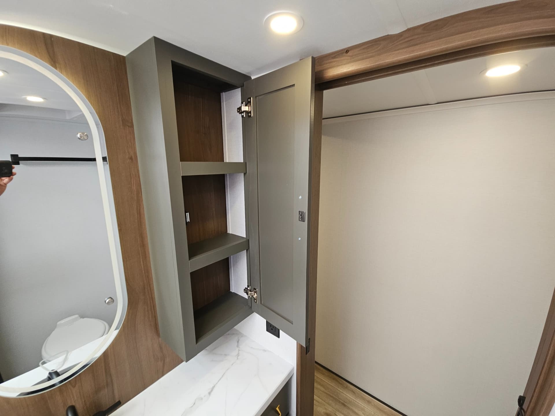 2026 Keystone RV 2026 Keystone RV Montana High Country - thumbnail 32