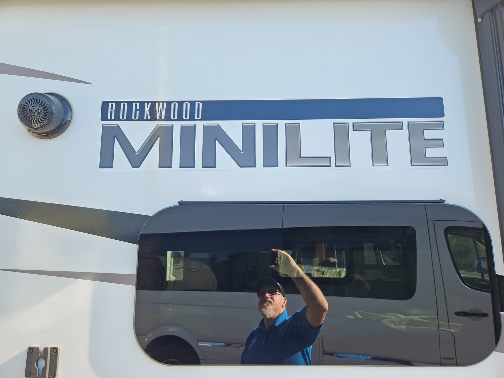 2025 Rockwood 2025 Rockwood Mini Lite - thumbnail 32