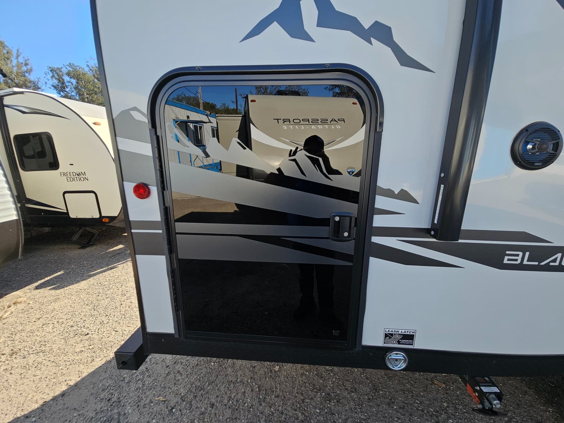 2024 Forest River 2024 Forest River Cherokee Wolf Pup Black Label - thumbnail 35