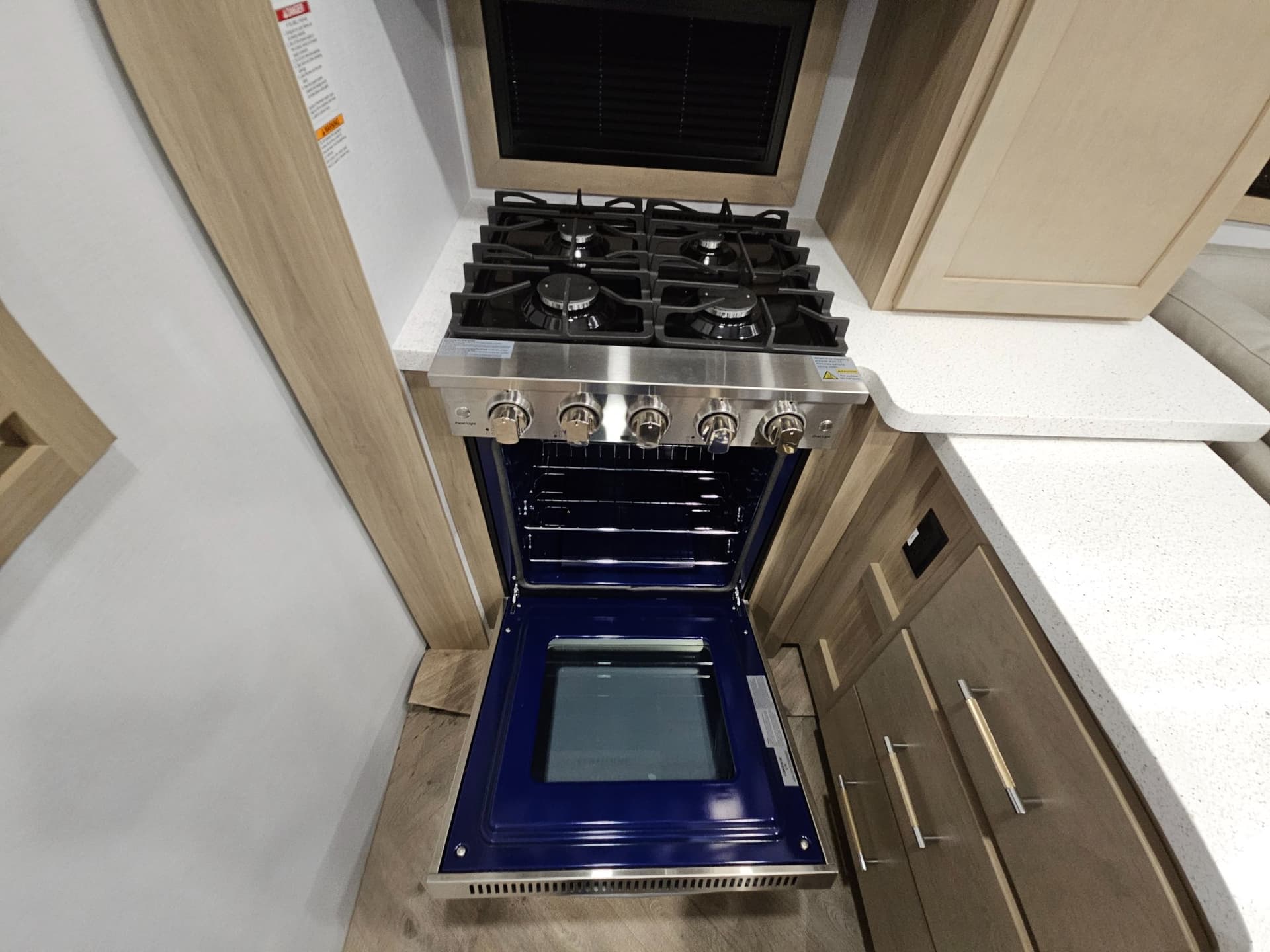 2026 Keystone RV 2026 Keystone RV Raptor - thumbnail 20