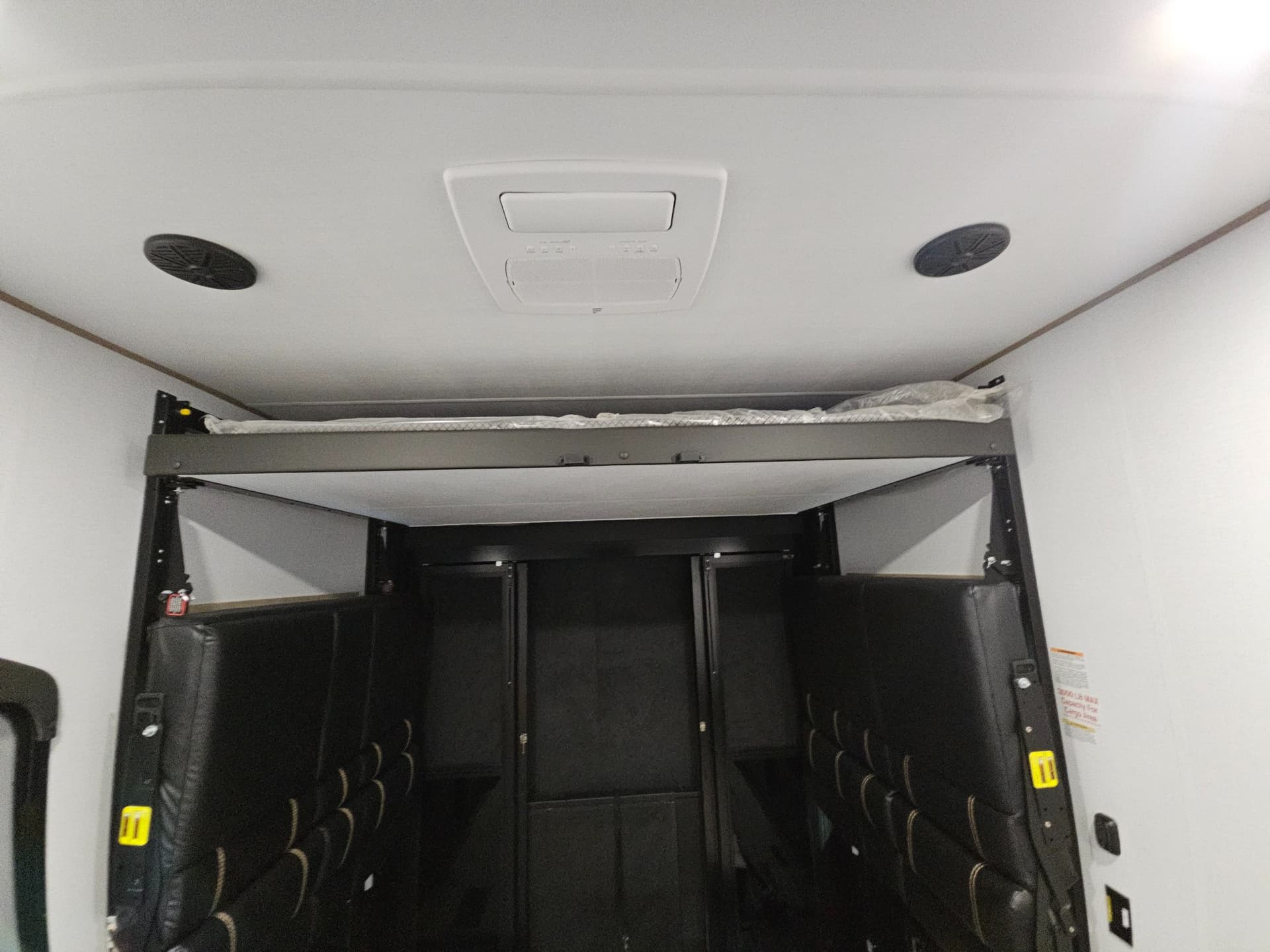 2026 Keystone RV 2026 Keystone RV Raptor - thumbnail 39