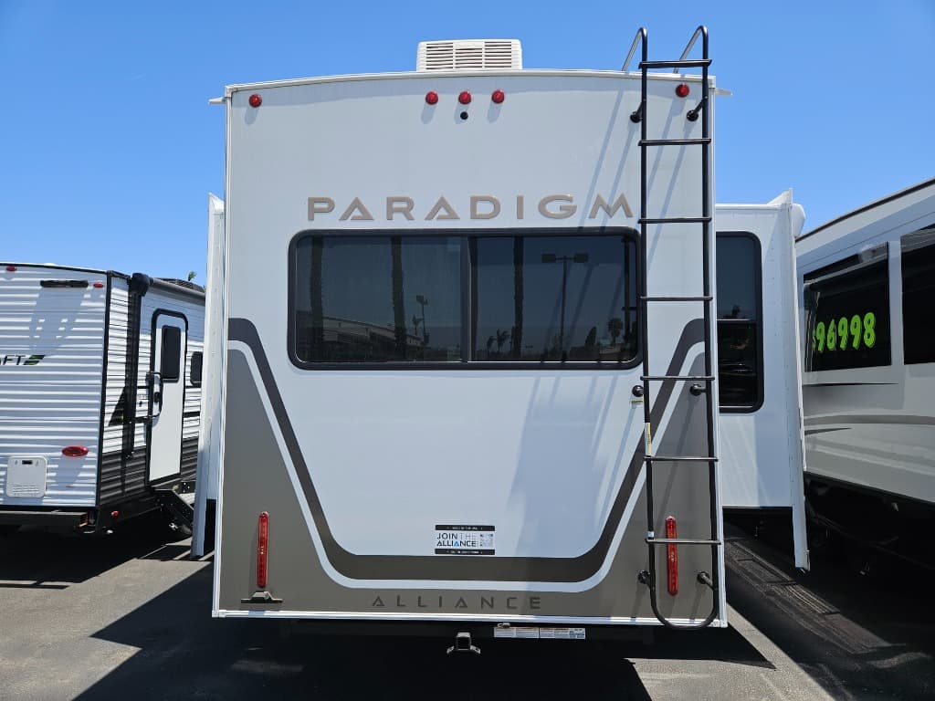 2025 Alliance RV 2025 Alliance RV Paradigm - thumbnail 4