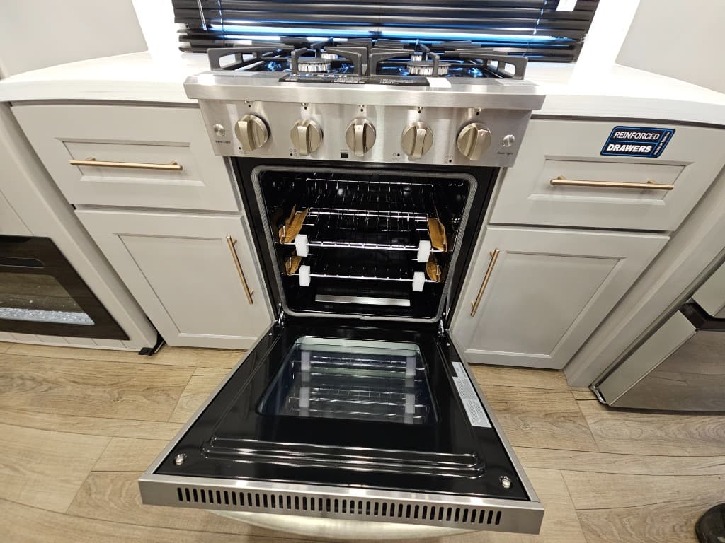 2025 Alliance RV 2025 Alliance RV Paradigm - thumbnail 29