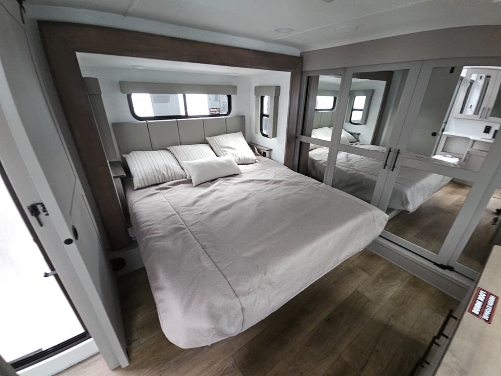 2026 Alliance RV 2026 Alliance RV Valor - thumbnail 42