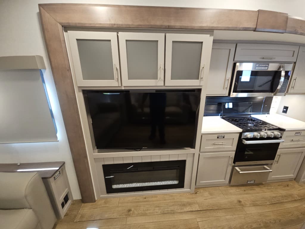 2026 Alliance RV 2026 Alliance RV Avenue - thumbnail 20