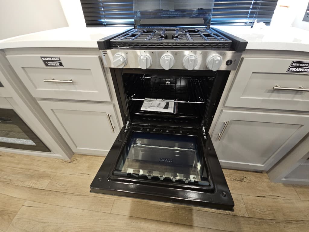 2026 Alliance RV 2026 Alliance RV Avenue - thumbnail 31