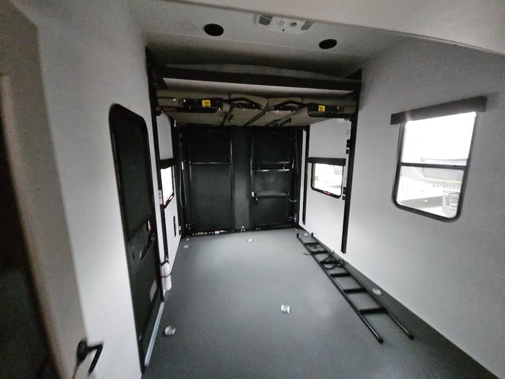 2026 Alliance RV 2026 Alliance RV Valor - thumbnail 23