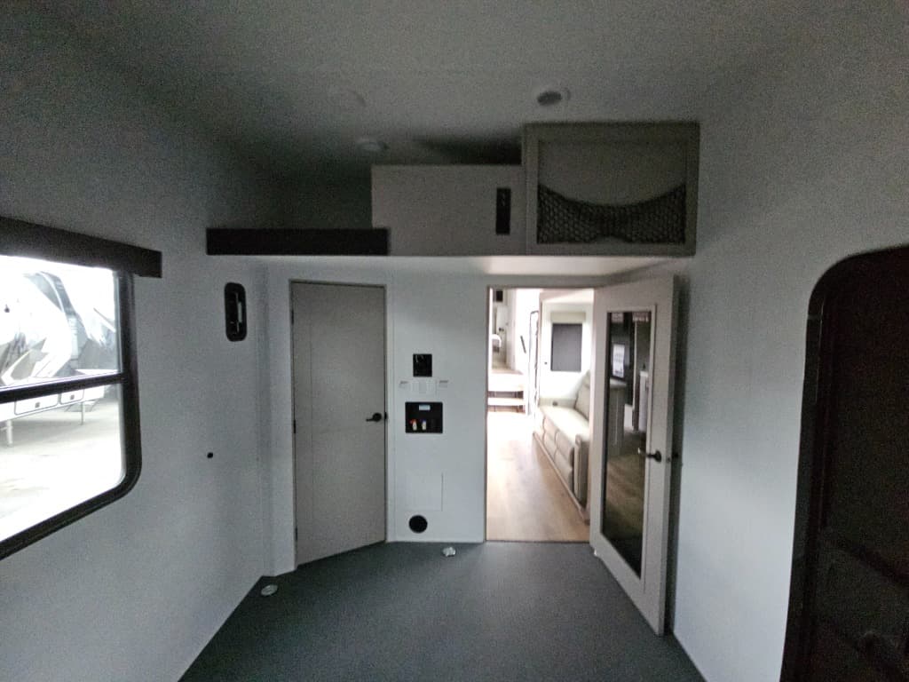 2026 Alliance RV 2026 Alliance RV Valor - thumbnail 24