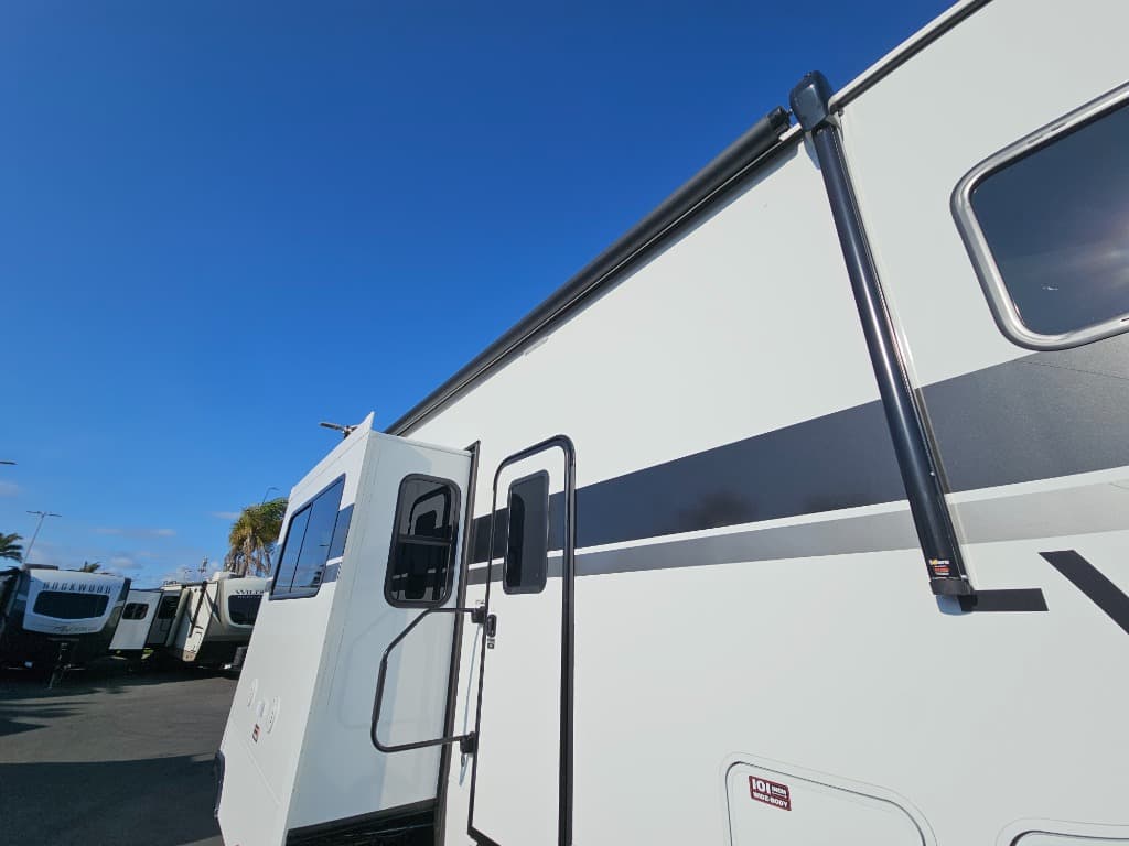 2026 Alliance RV 2026 Alliance RV Valor - thumbnail 32